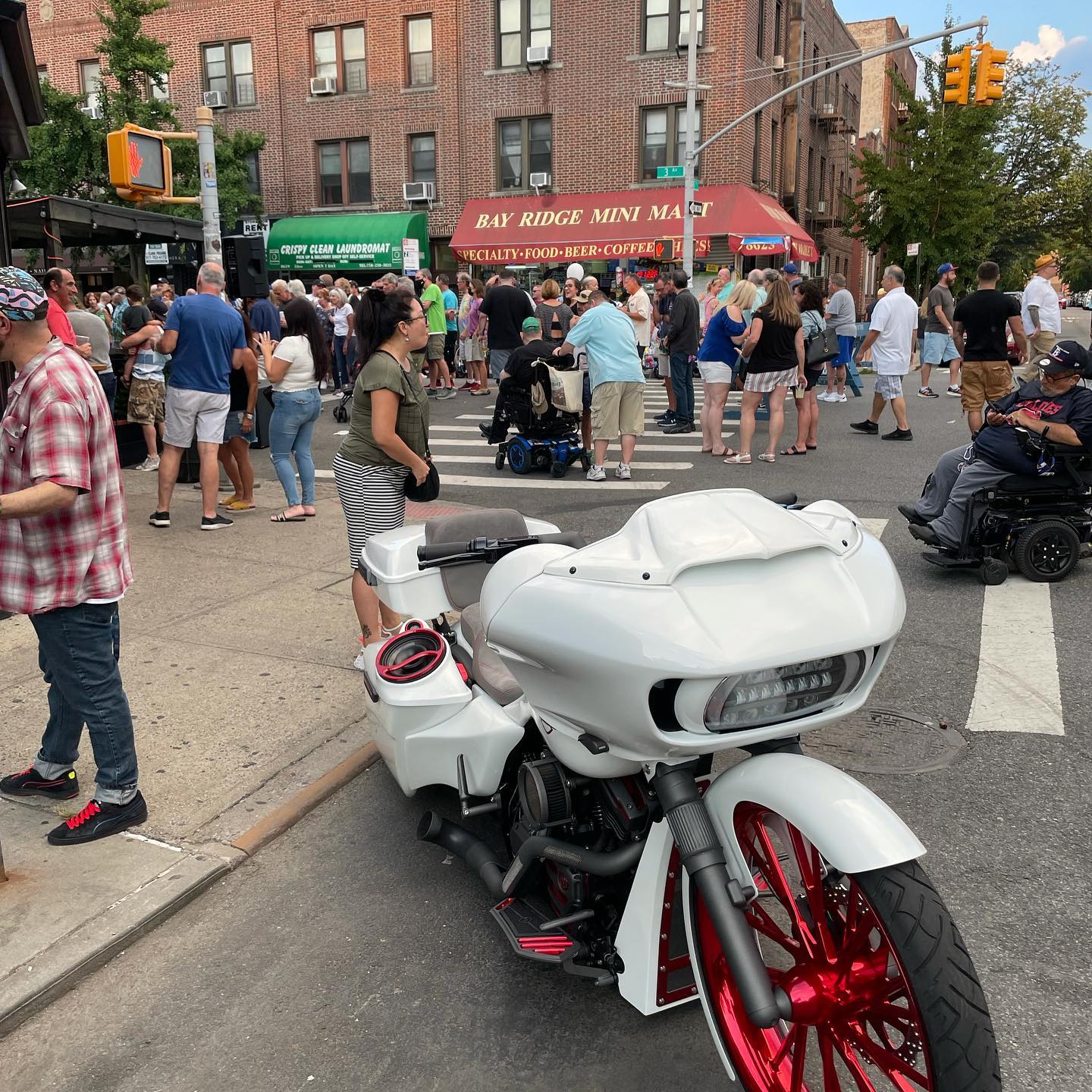 Paulie's White 26 RG