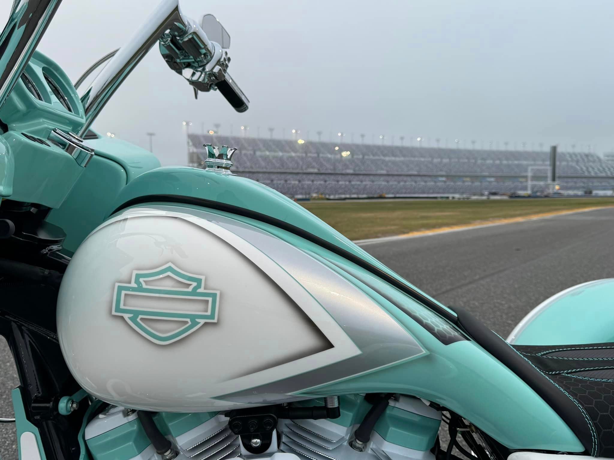 2023 26" Road Glide RG3 Trike