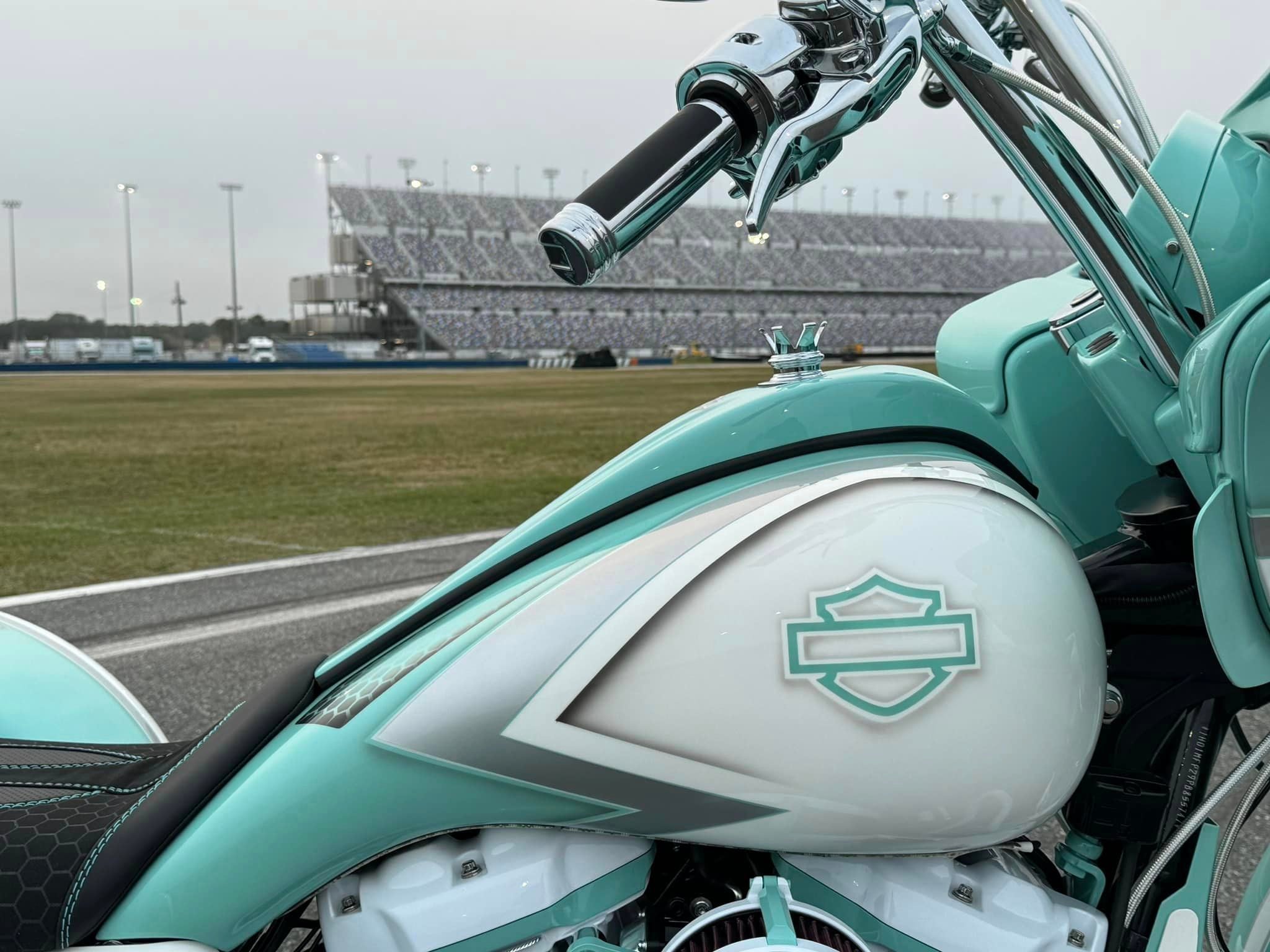 2023 26" Road Glide RG3 Trike