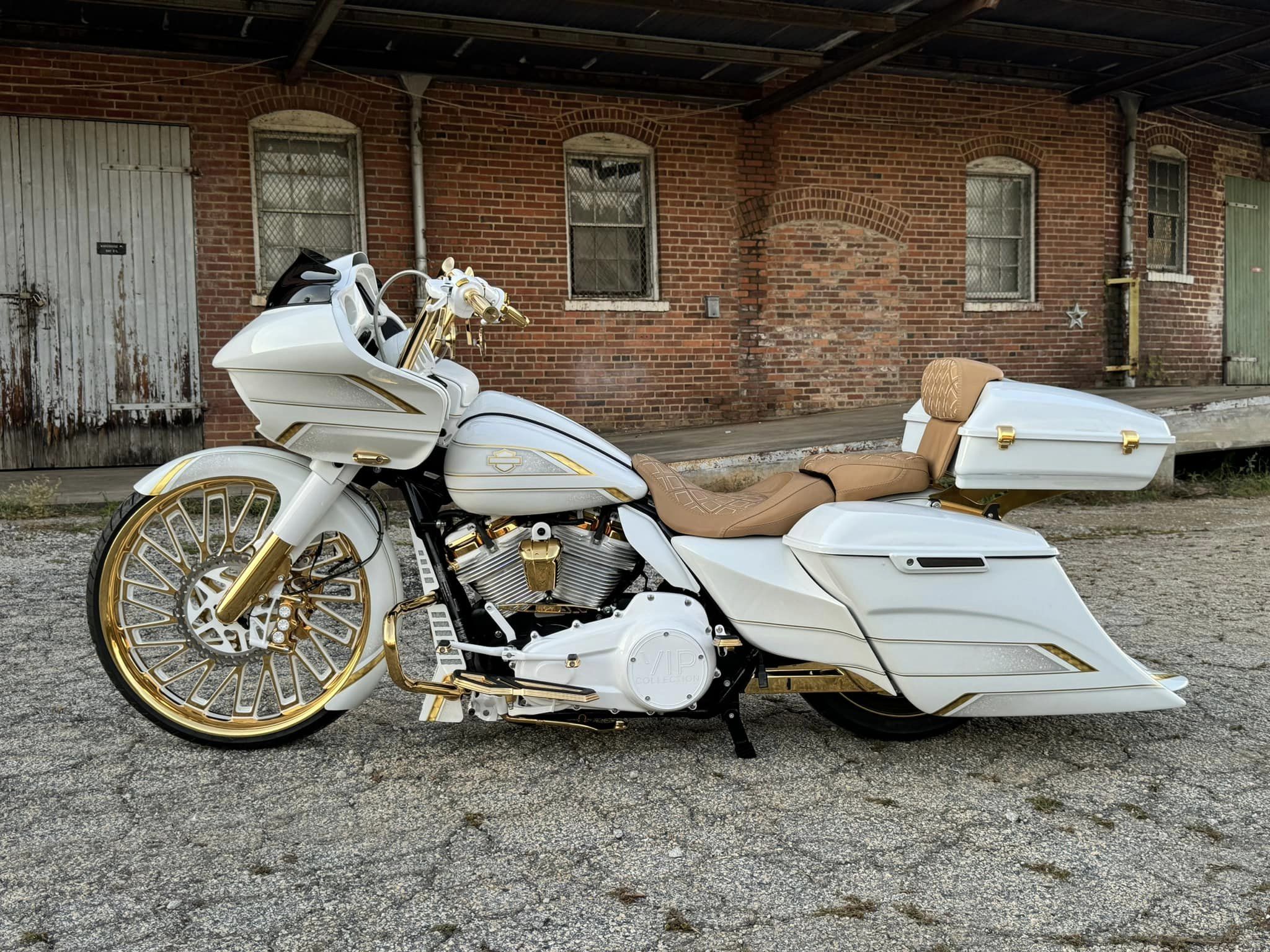 2021 26" VIP Luxury Road Glide