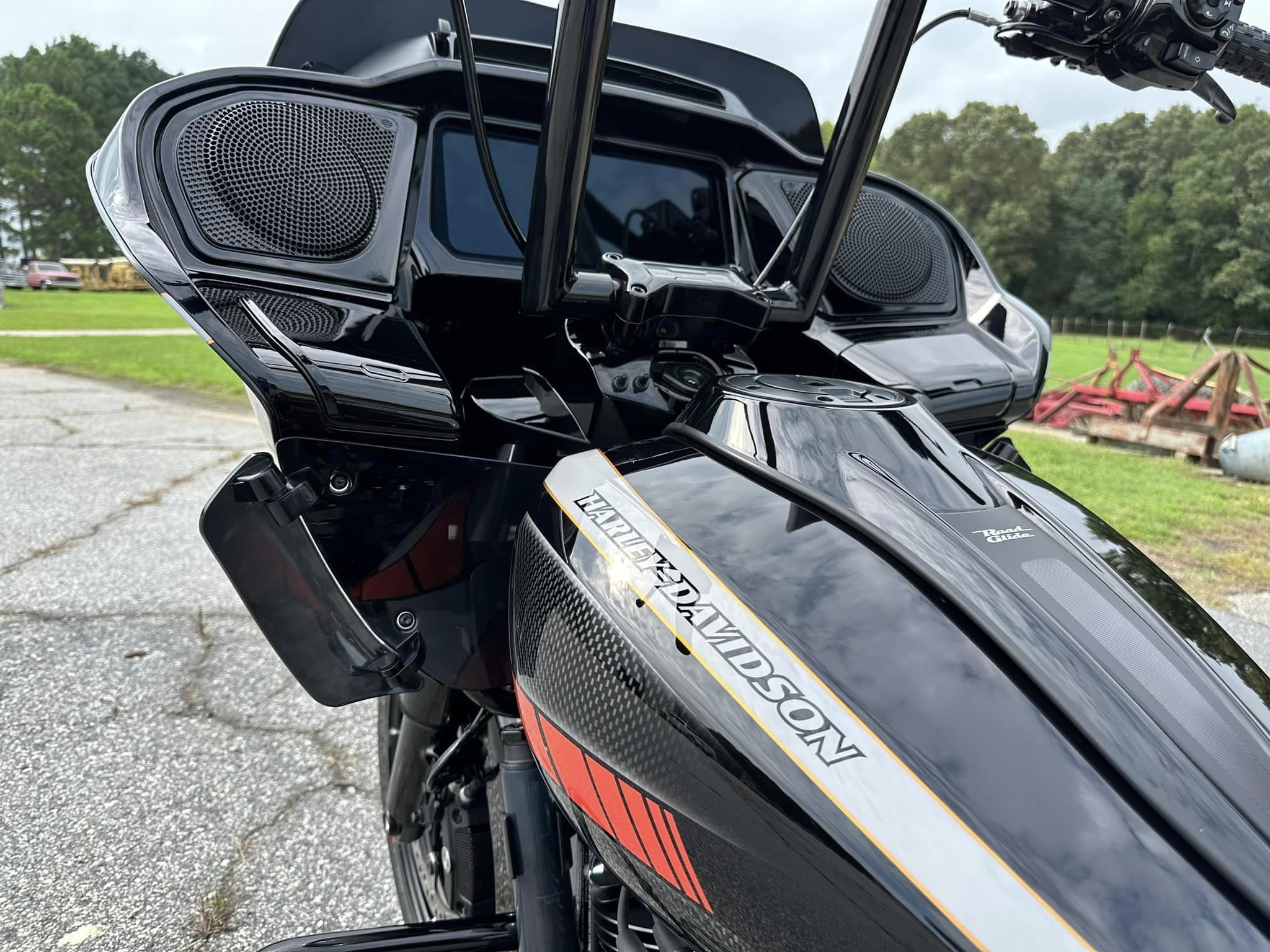 2024 Fat Tire Road Glide