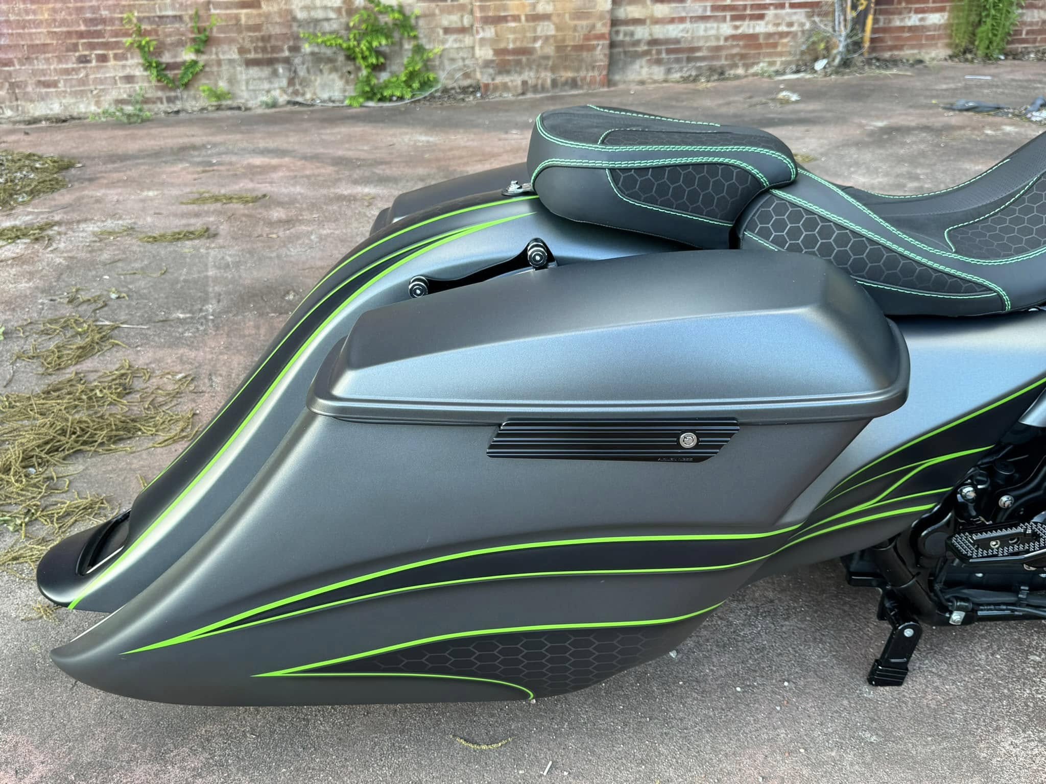 2023 23" Fat Tire Road Glide