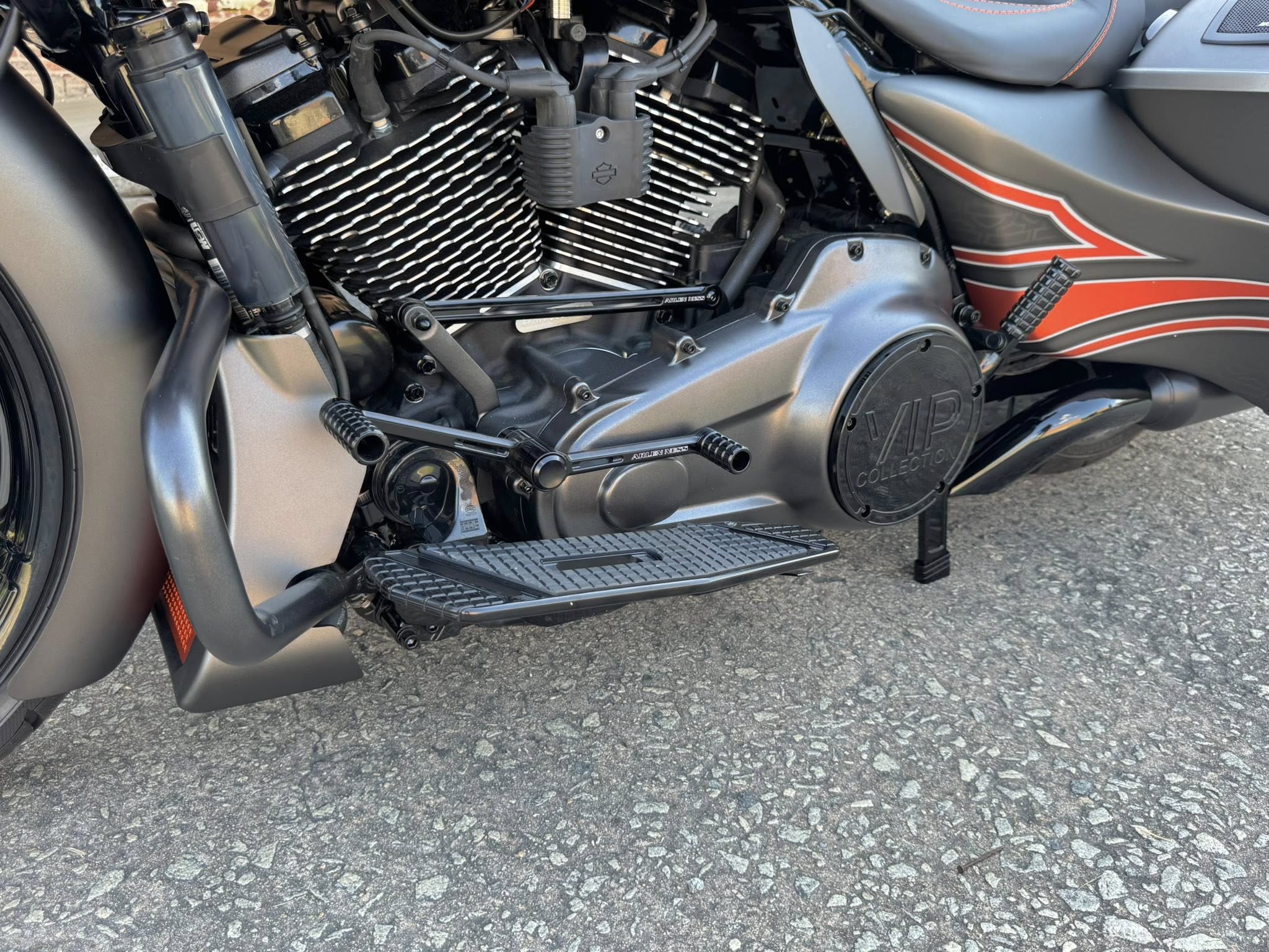 2025 21" Fat Tire Road Glide