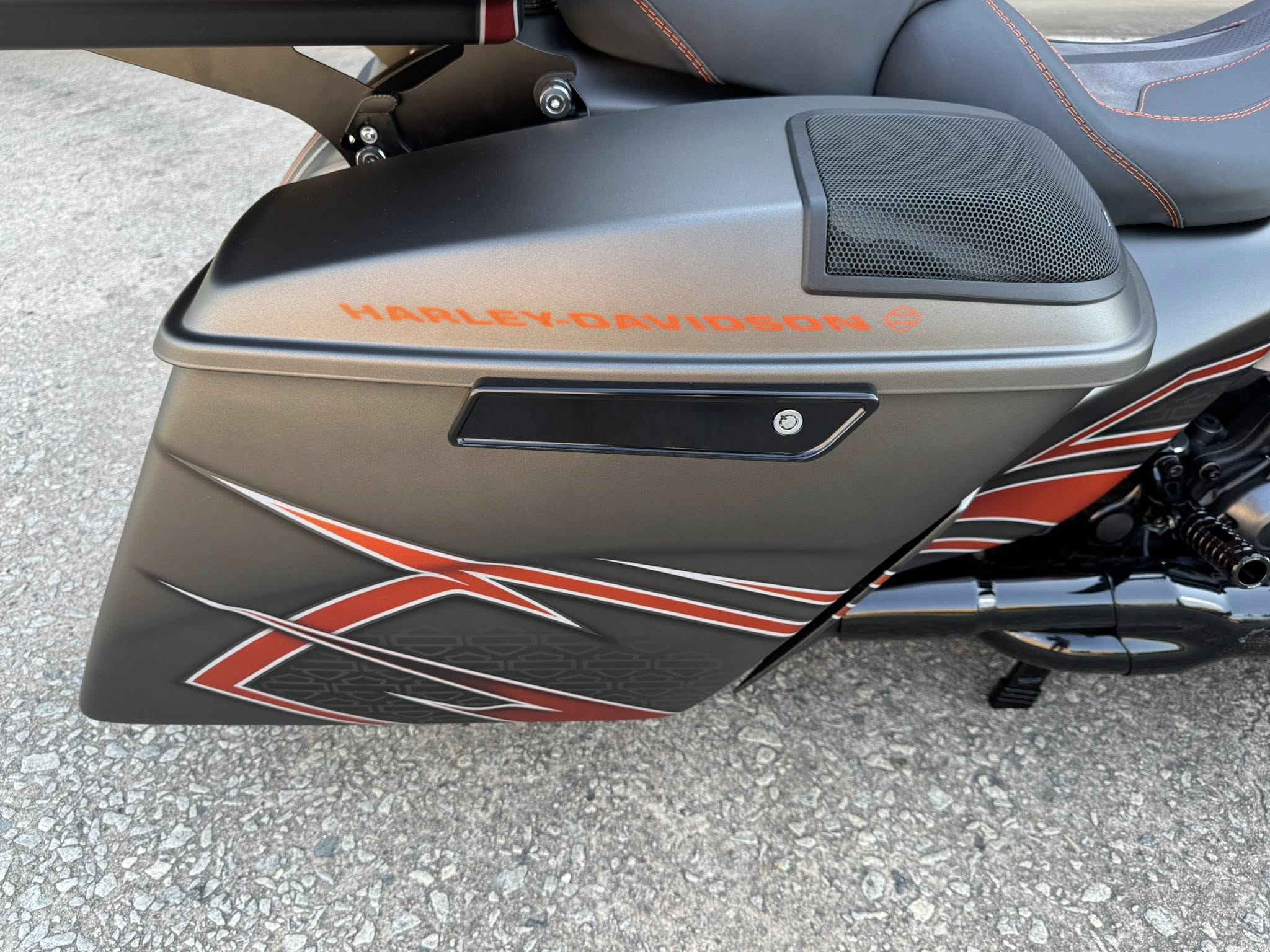 2025 21" Fat Tire Road Glide