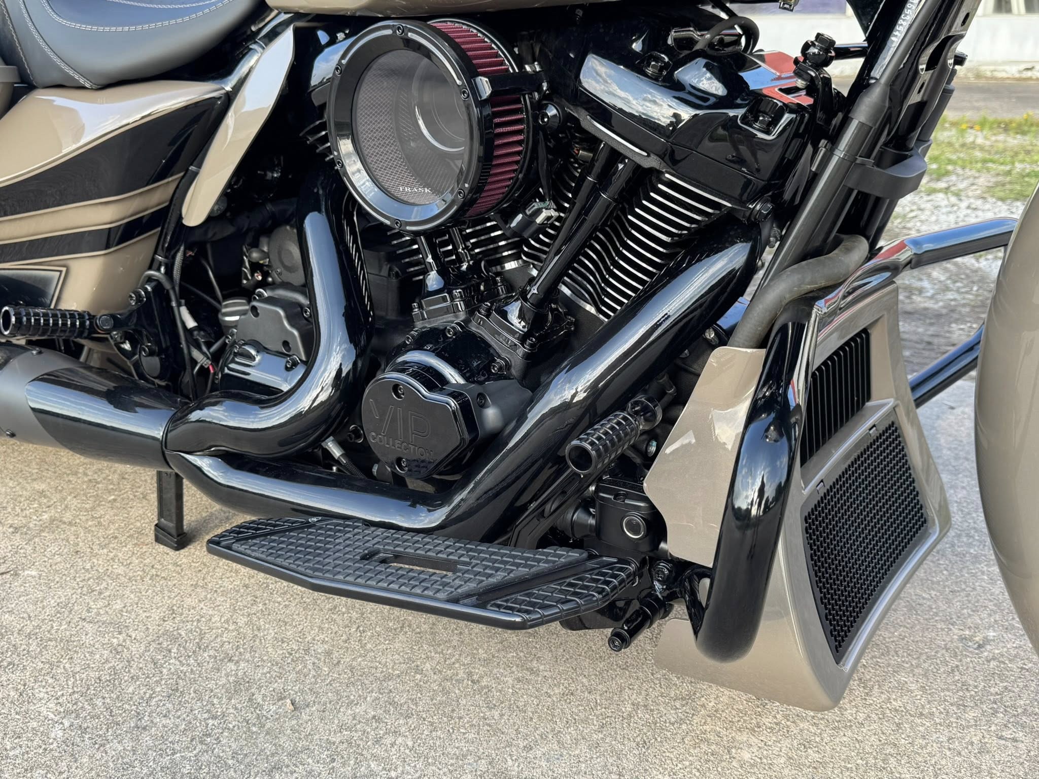 2024 26" VIP Road Glide Custom