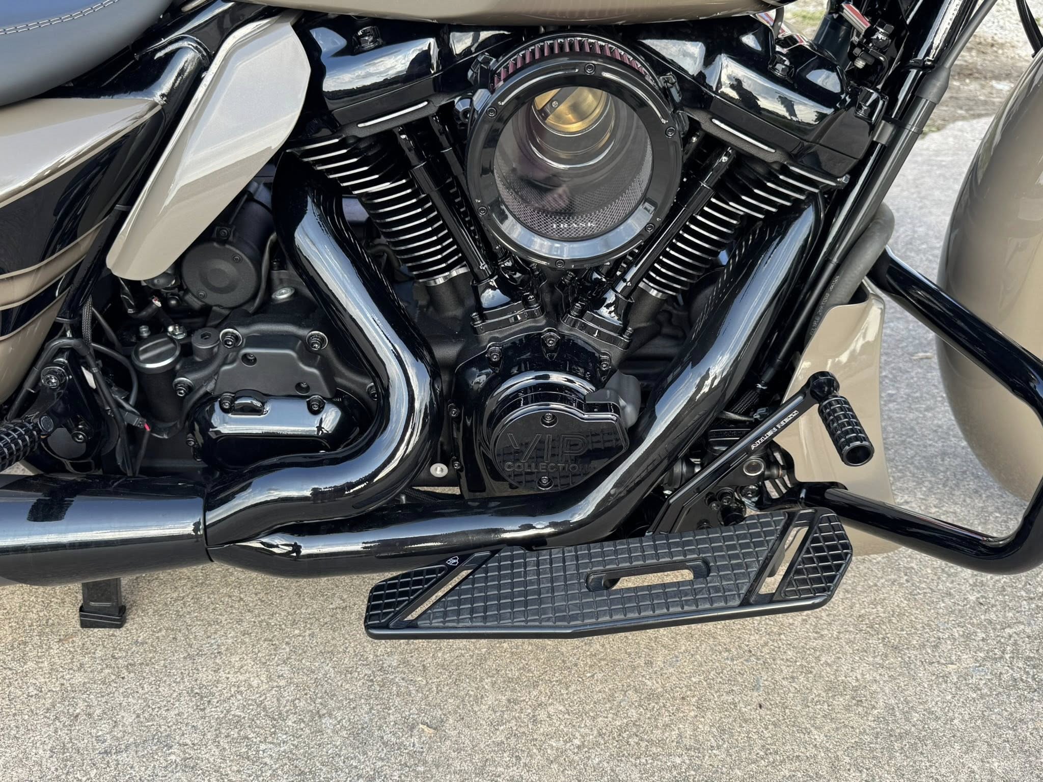 2024 26" VIP Road Glide Custom