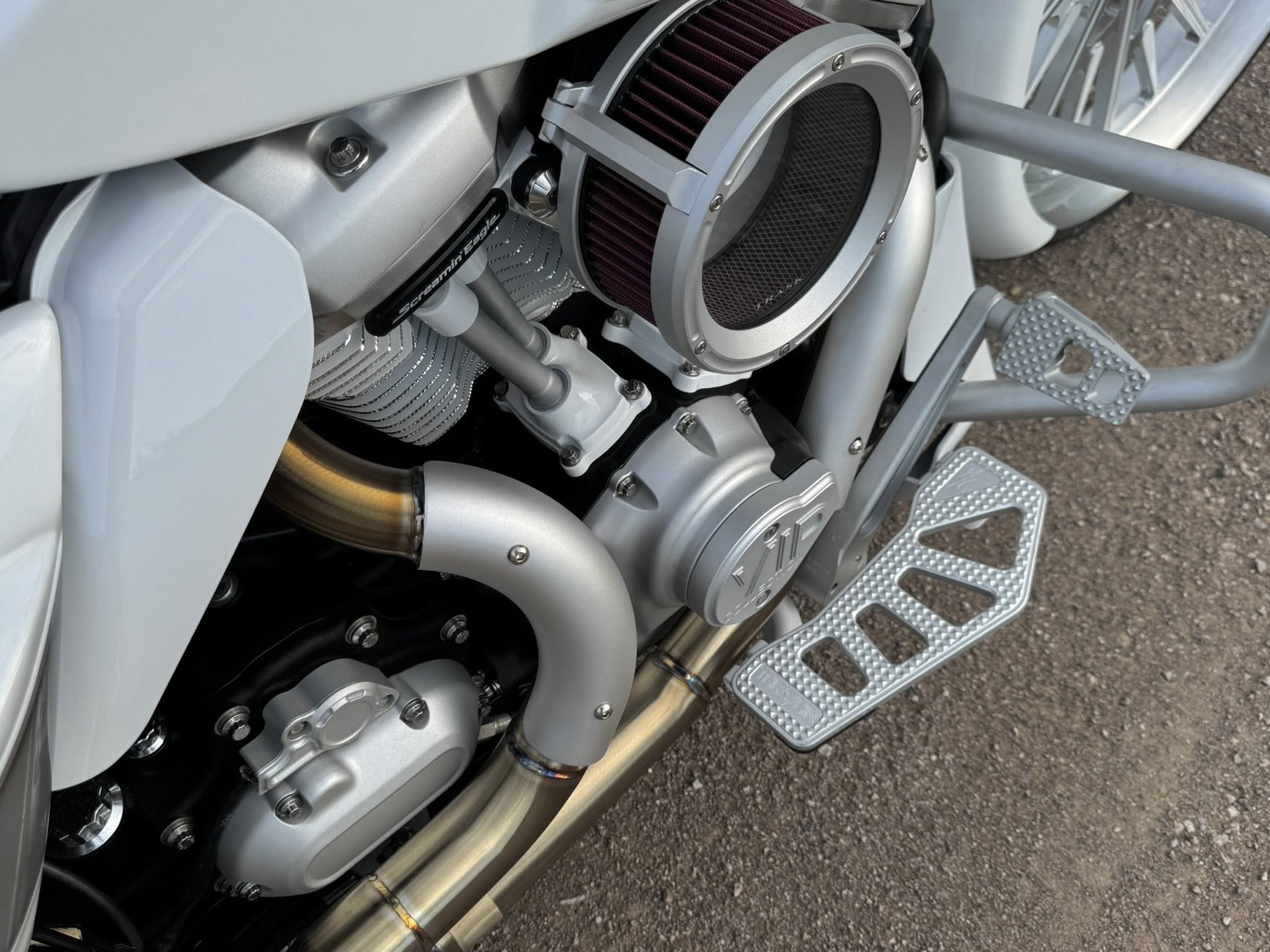 2024 26" Luxury Road Glide