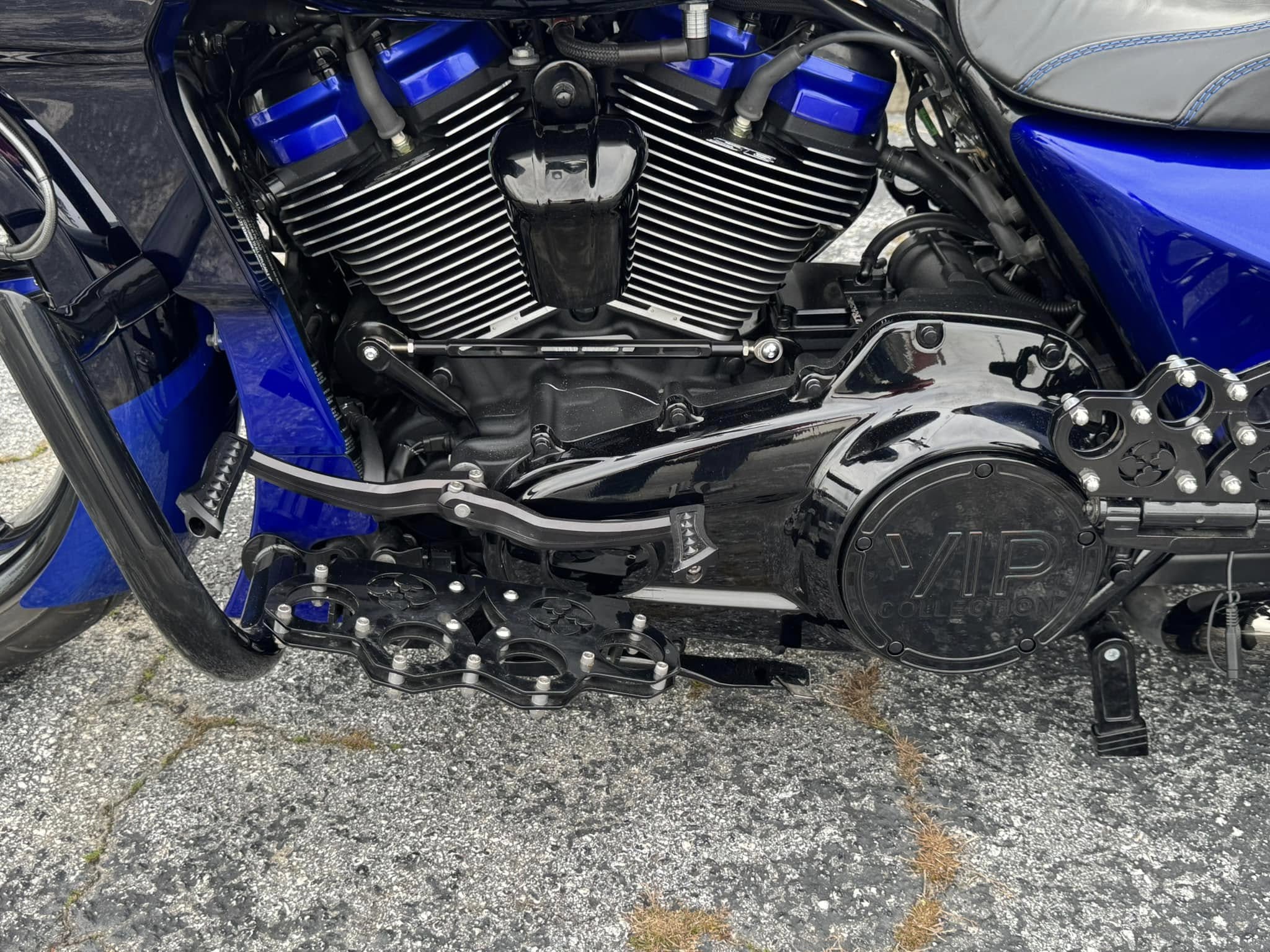 2022 21β Fat Tire Road Glide