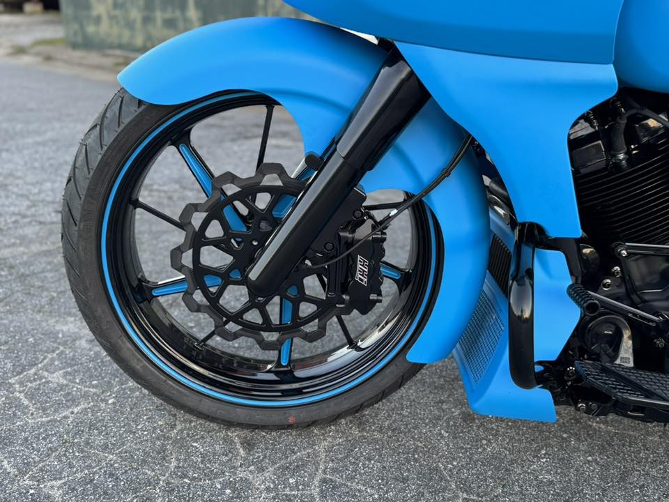 2025 Harley-Davidson 21” Fat Tire Road Glide