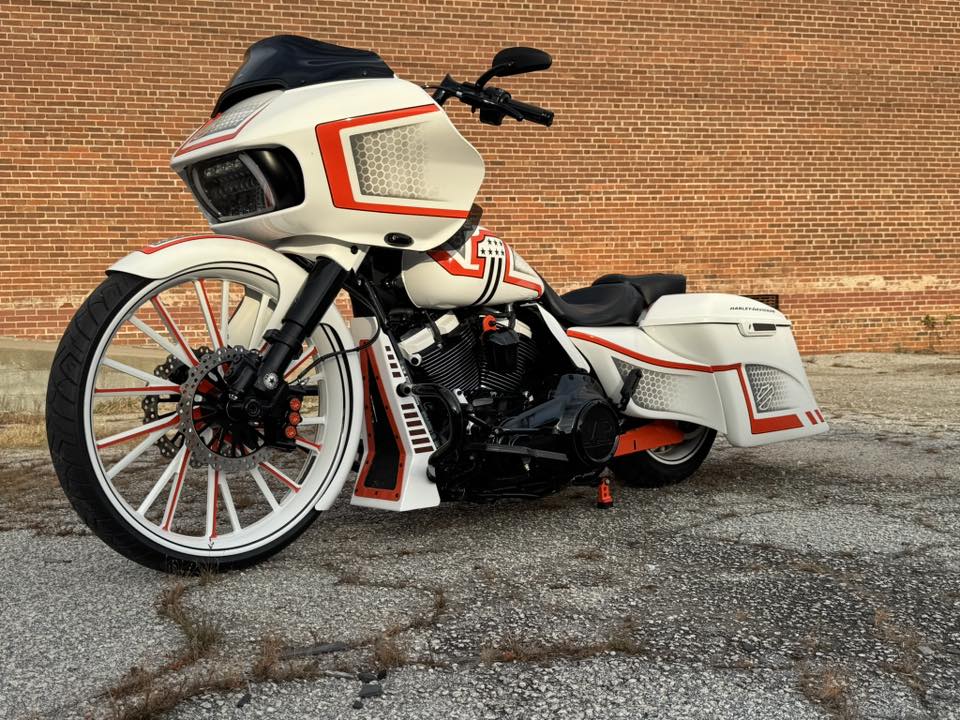 2021 Harley-Davidson 26” VIP Road Glide