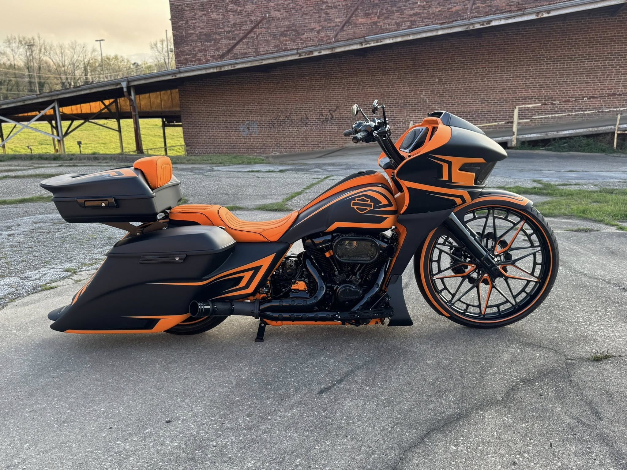 2025 Harley-Davidson Luxury 26” Road Glide