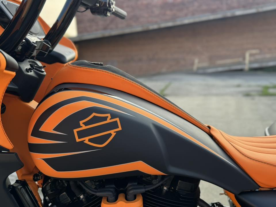 2025 Harley-Davidson Luxury 26” Road Glide