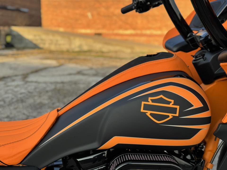 2025 Harley-Davidson Luxury 26” Road Glide