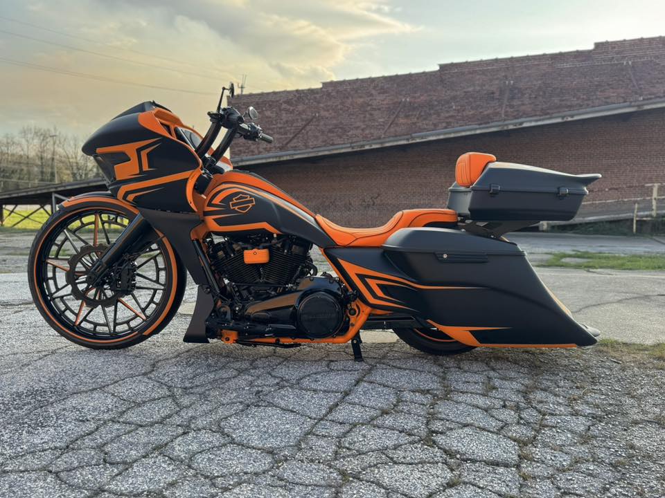 2025 Harley-Davidson Luxury 26” Road Glide
