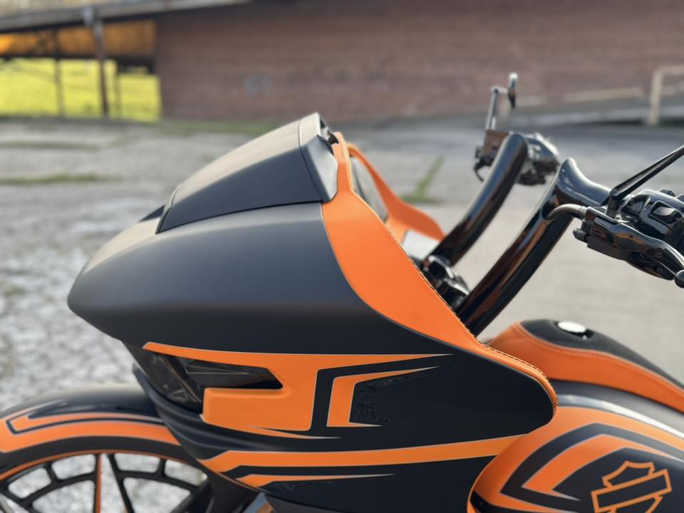 2025 Harley-Davidson Luxury 26” Road Glide