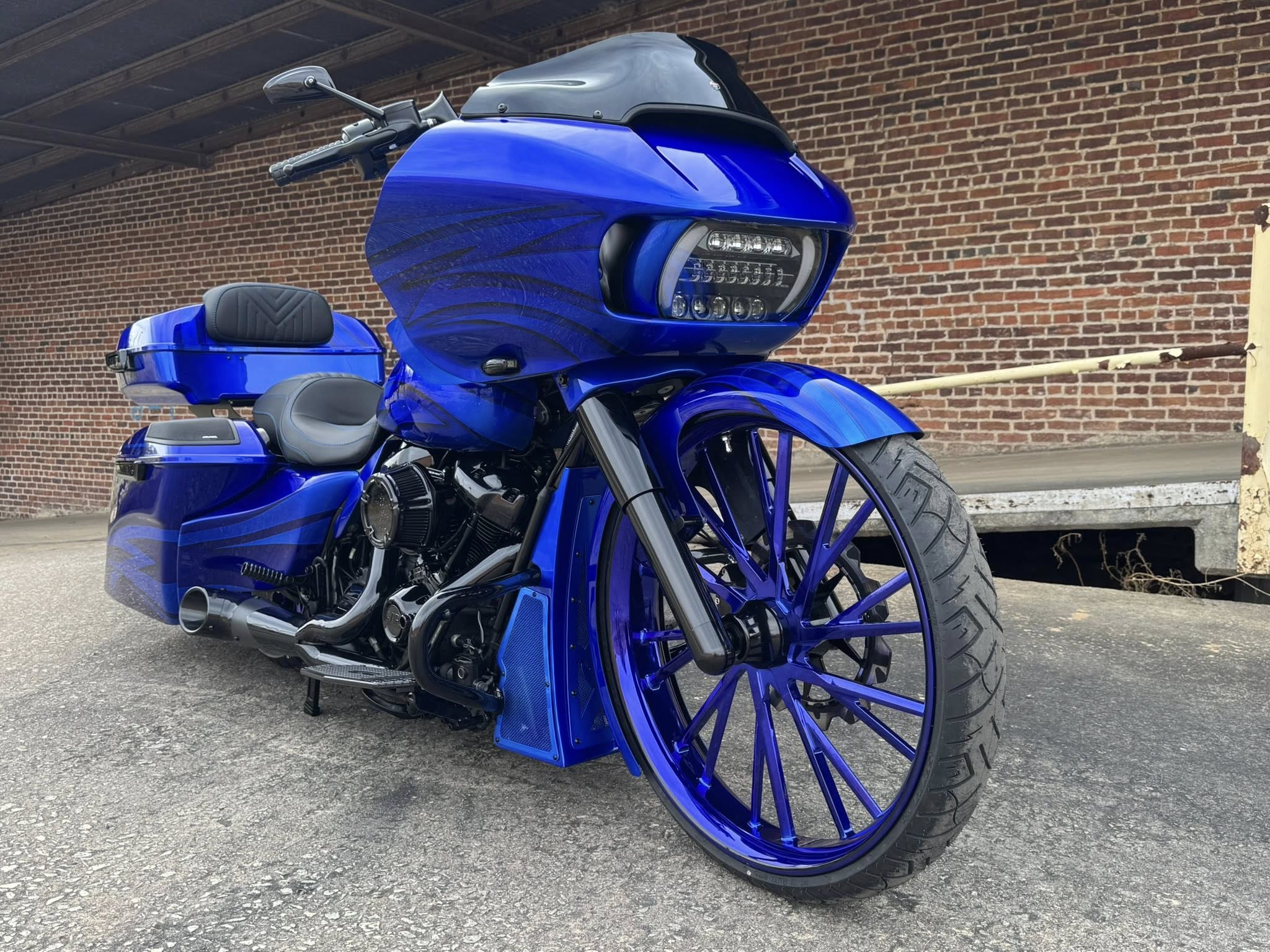 2022 Harley-Davidson Luxury 26” Road Glide ST