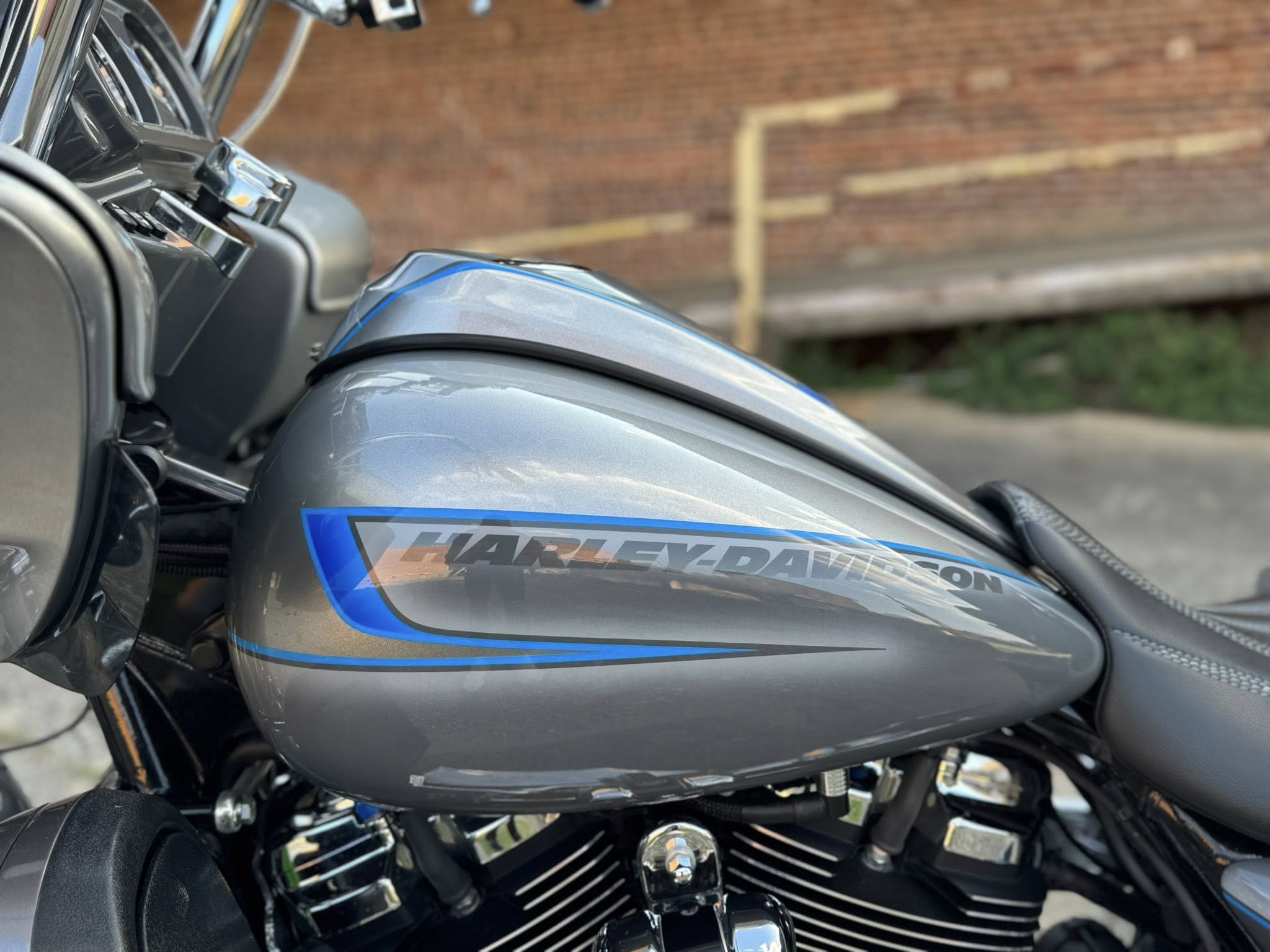 2022 Harley-Davidson 23" Fat Tire Road Glide Limited