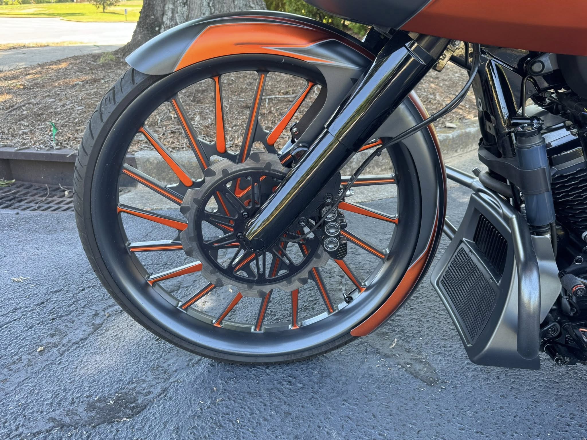 2024 Harley-Davidson Luxury 26" Road Glide