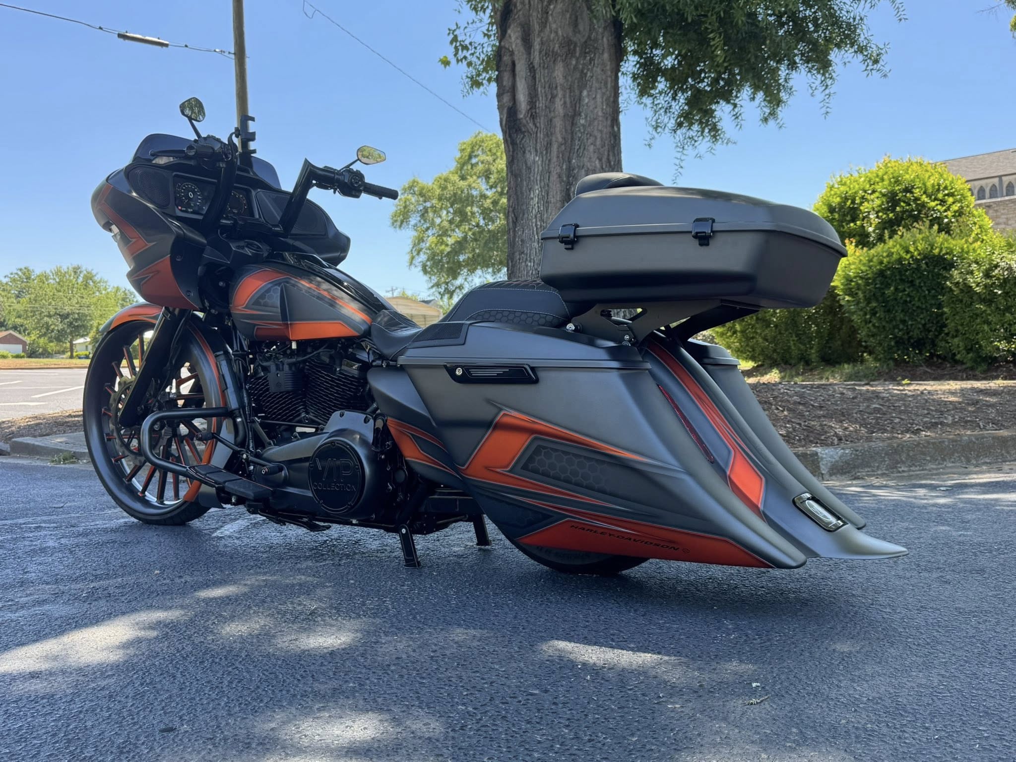 2024 Harley-Davidson Luxury 26" Road Glide