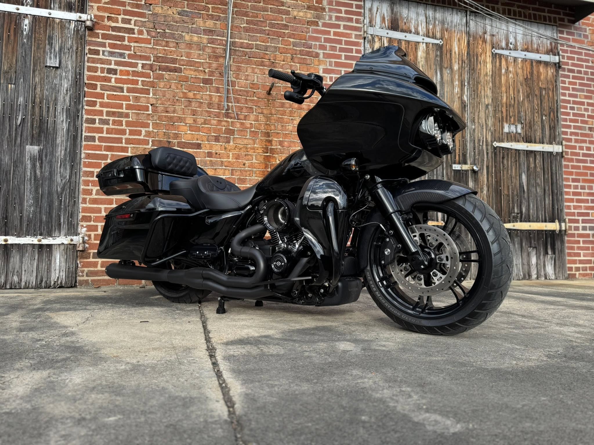 2024 Harley-Davidson Road Glide Limited Fat Tire Custom