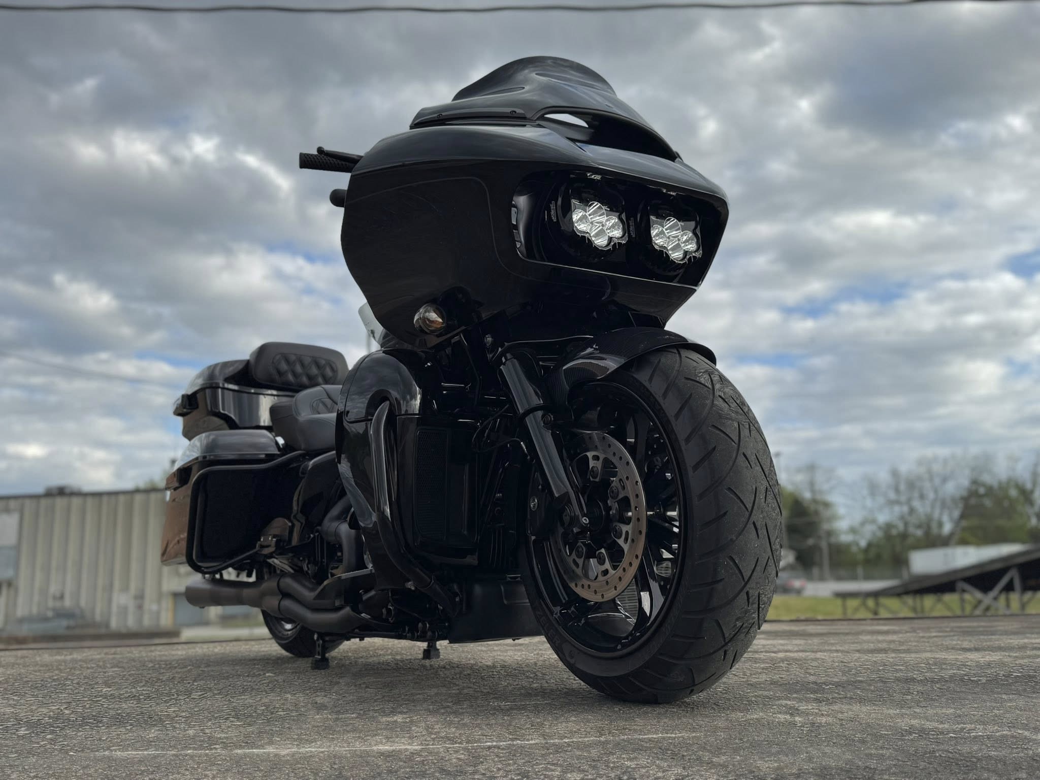 2024 Harley-Davidson Road Glide Limited Fat Tire Custom