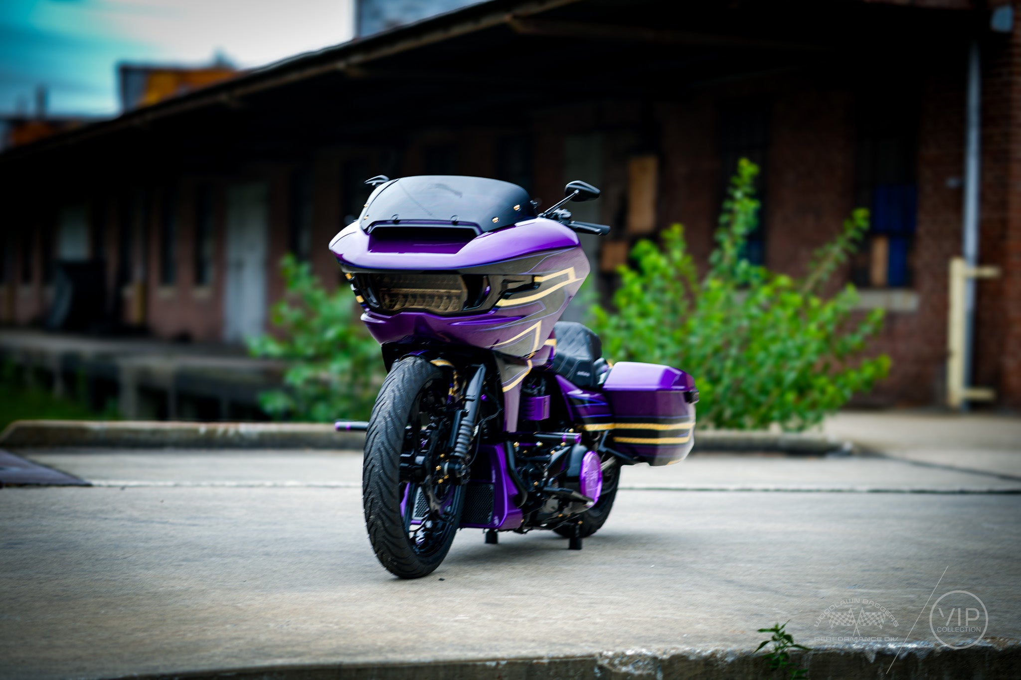 2025 Road Glide Hybrid