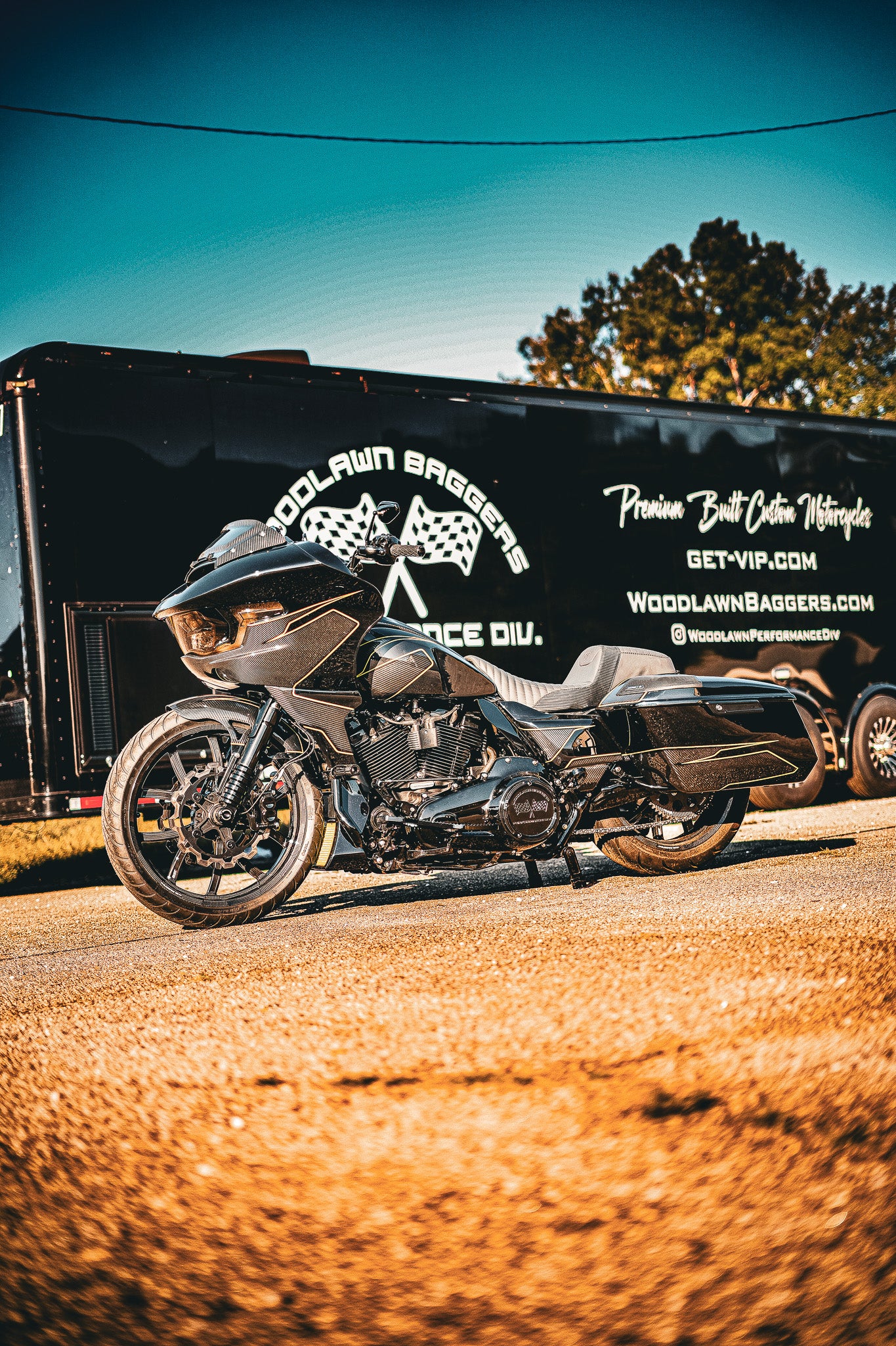 2025 Road Glide Hybrid - Carbon Fiber Edition
