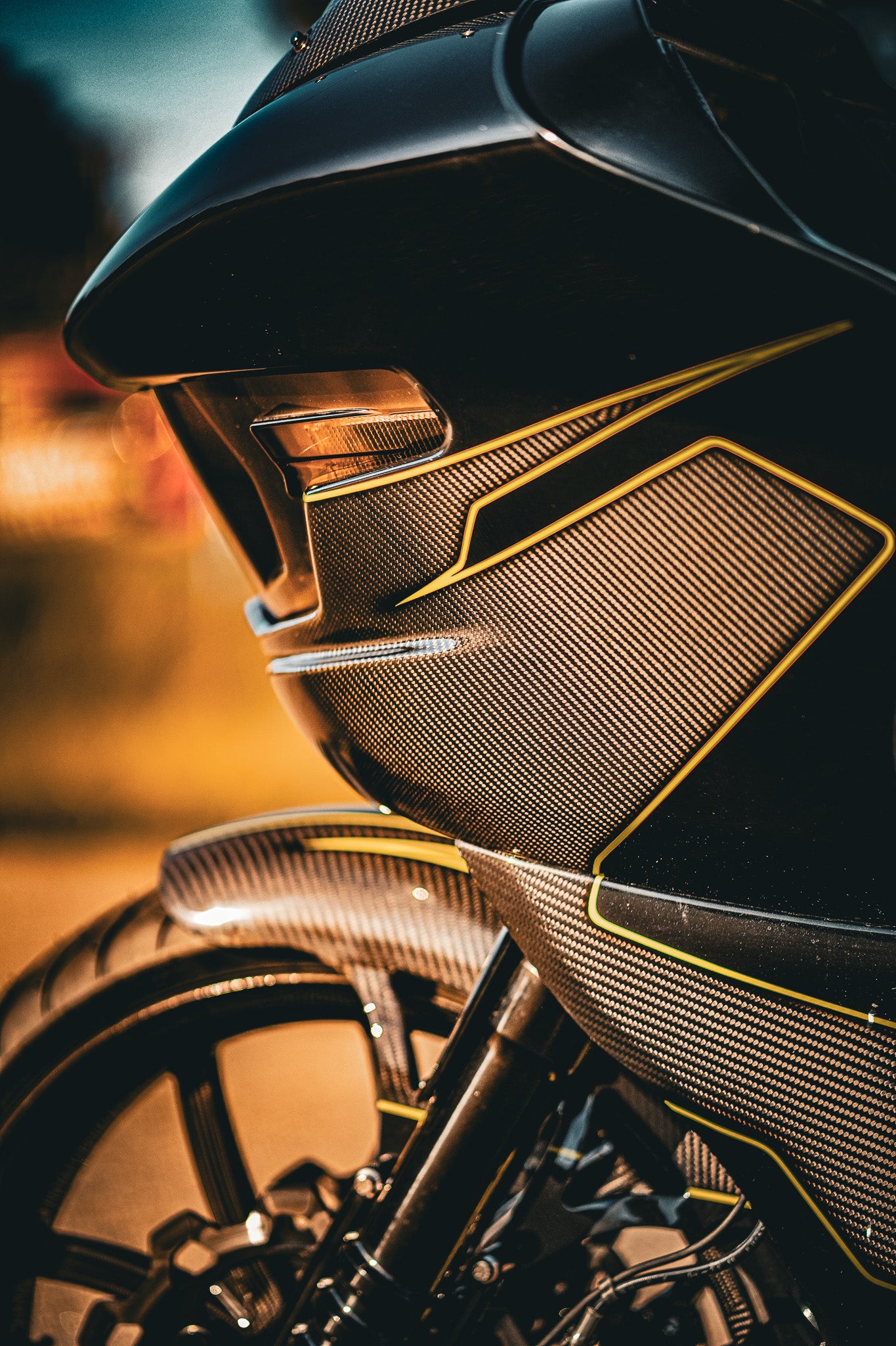 2025 Road Glide Hybrid - Carbon Fiber Edition