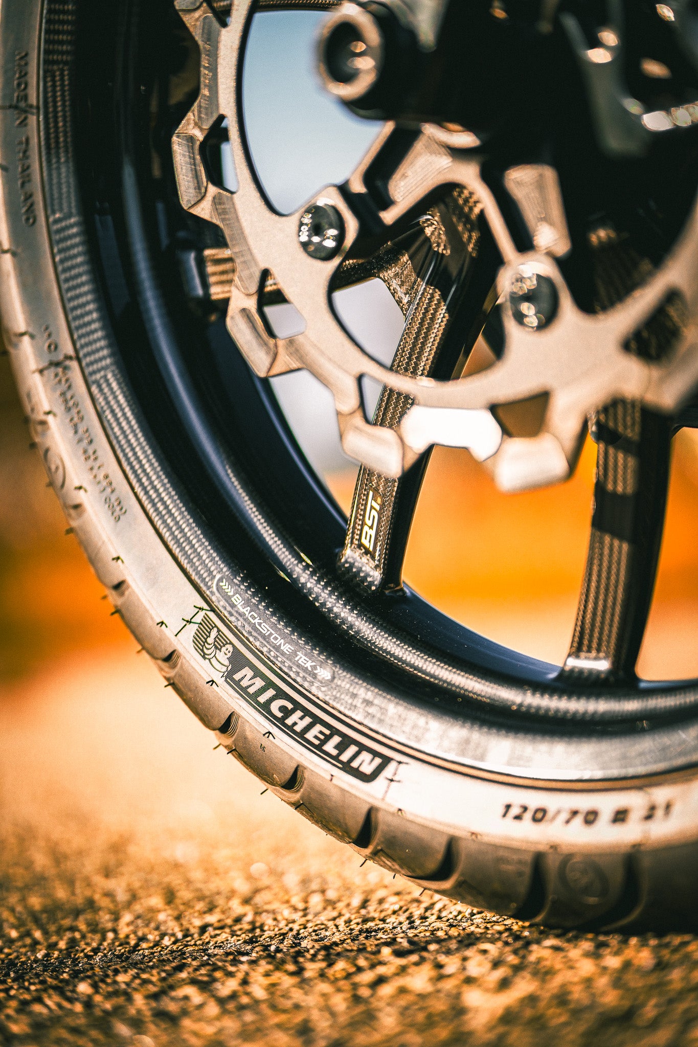 2025 Road Glide Hybrid - Carbon Fiber Edition