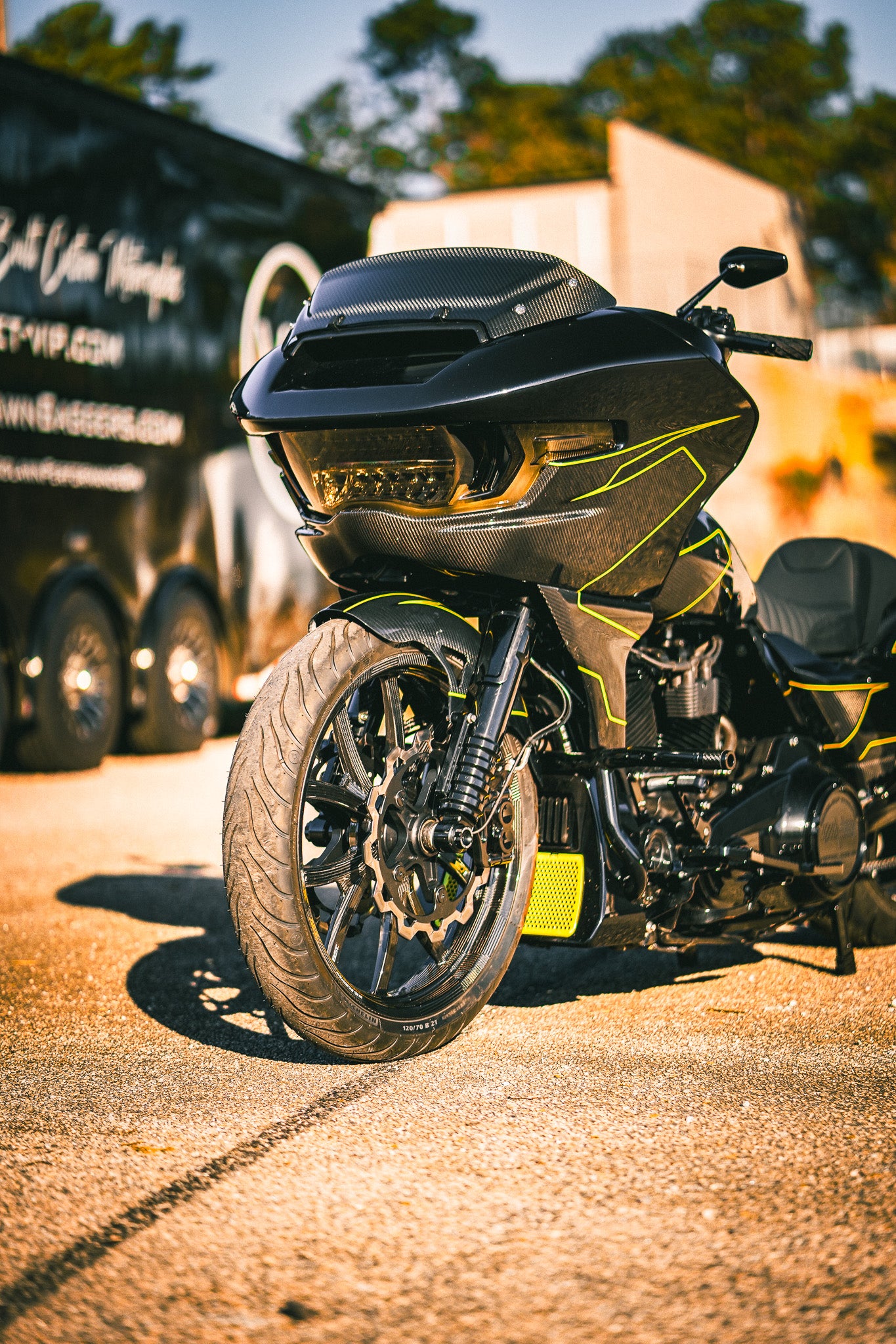 2025 Road Glide Hybrid - Carbon Fiber Edition