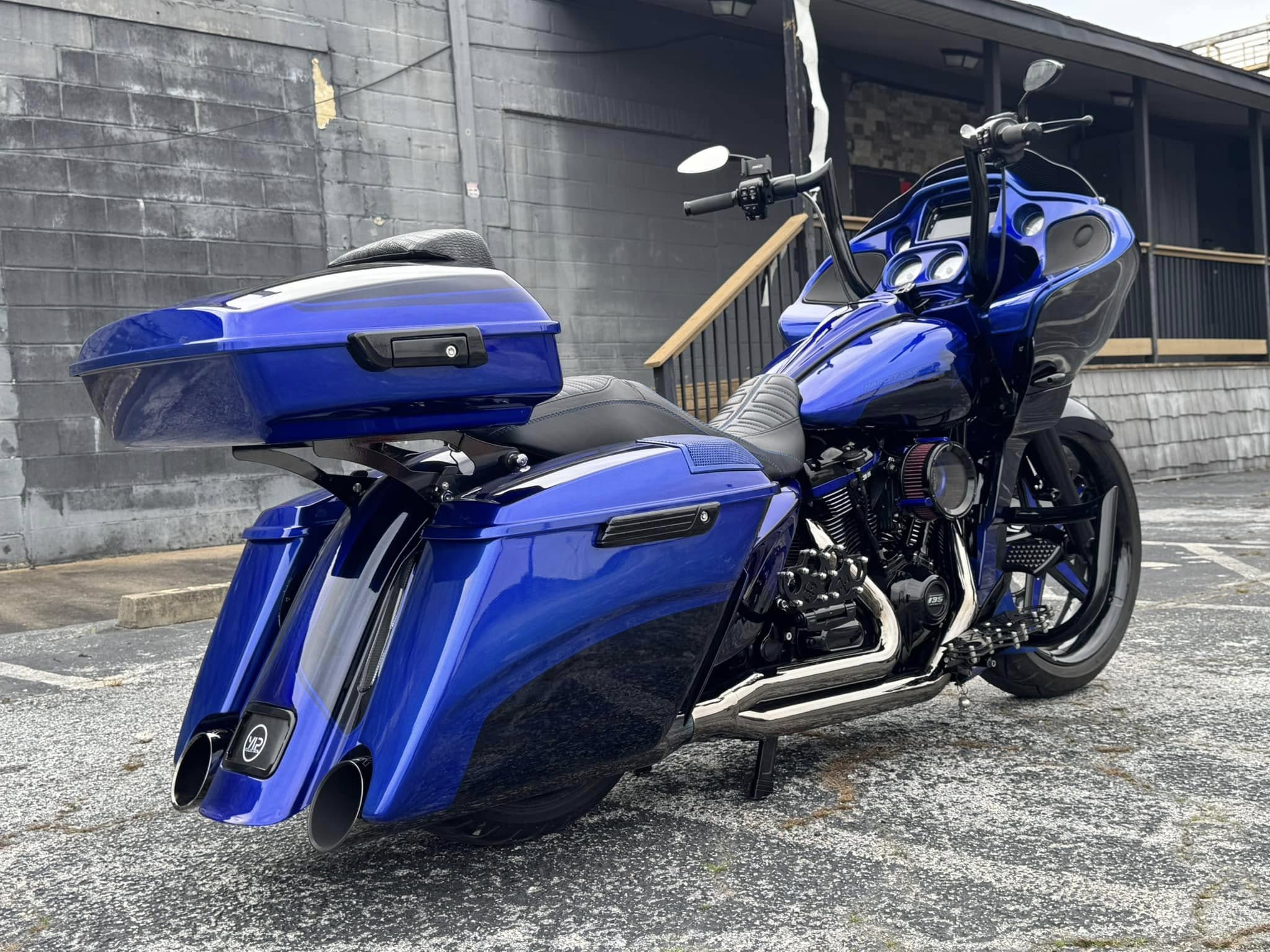 2022 21β Fat Tire Road Glide