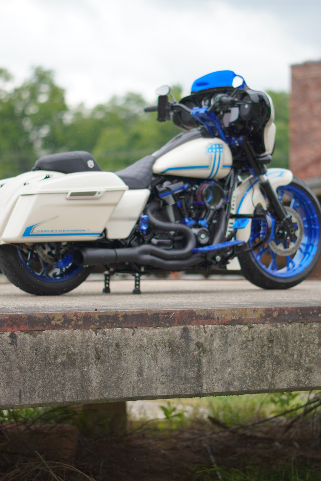 2023 21” Fat Tire Road Glide Hybrid