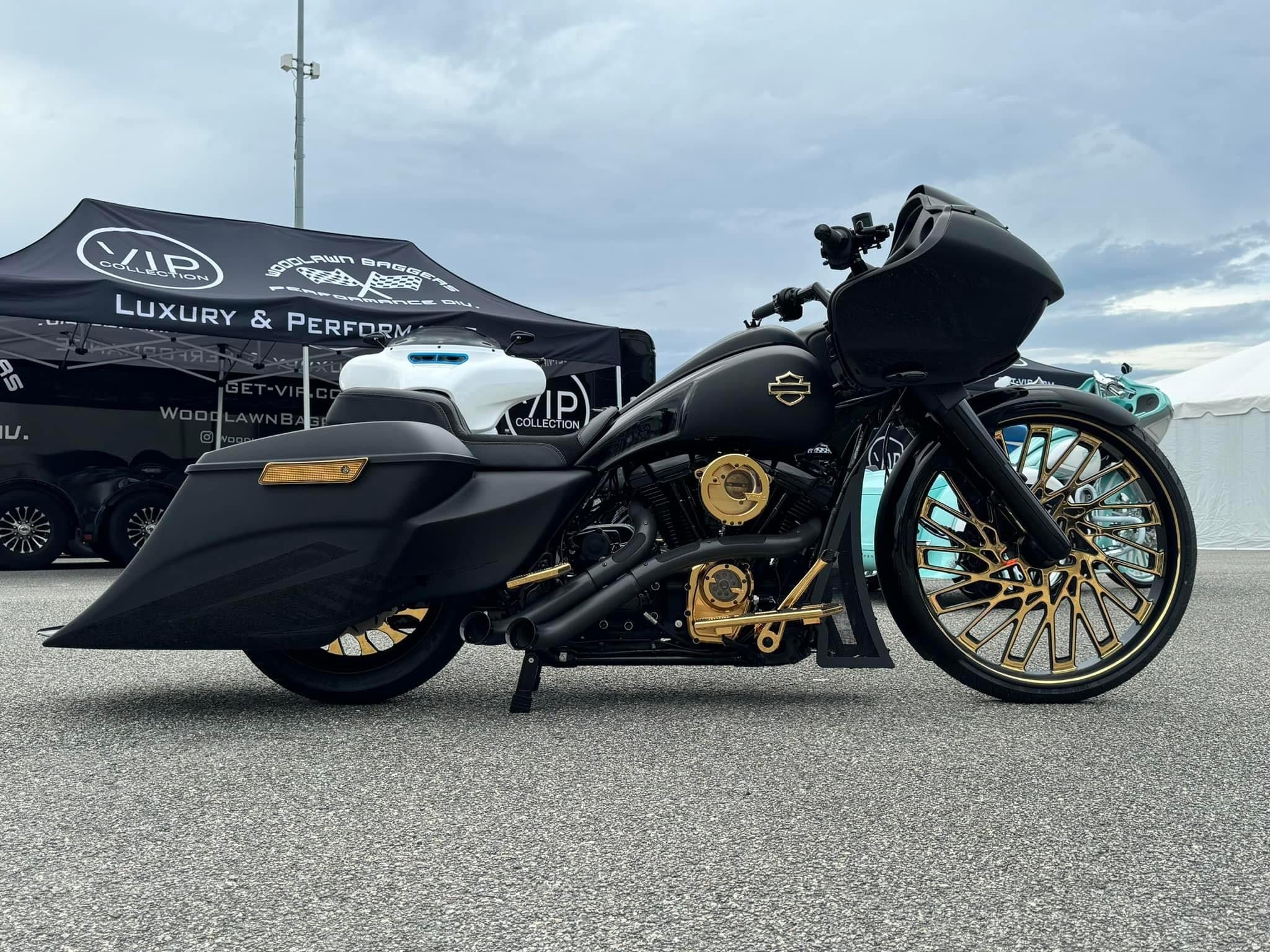 2023 26” VIP Road Glide