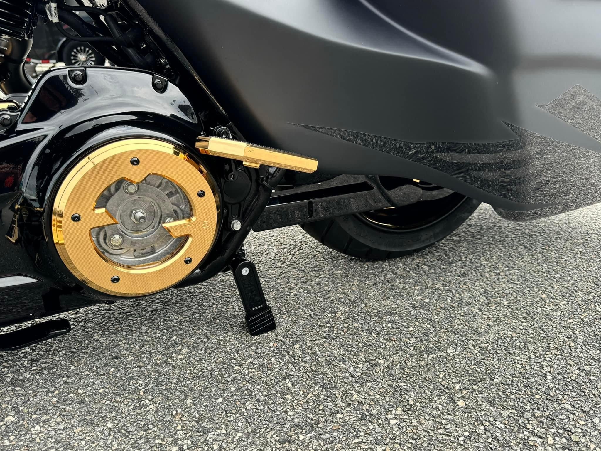 2023 26” VIP Road Glide