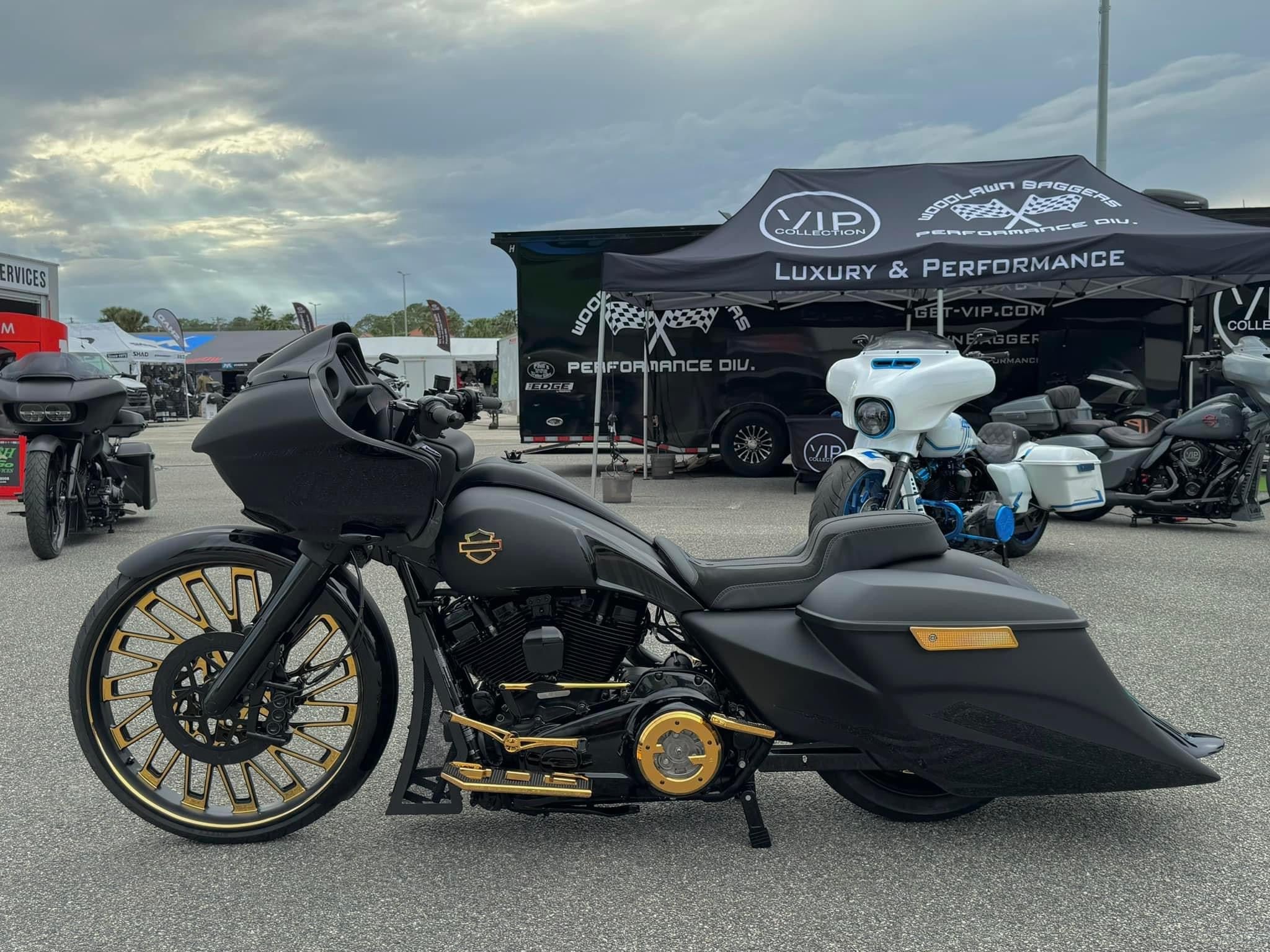 2023 26” VIP Road Glide