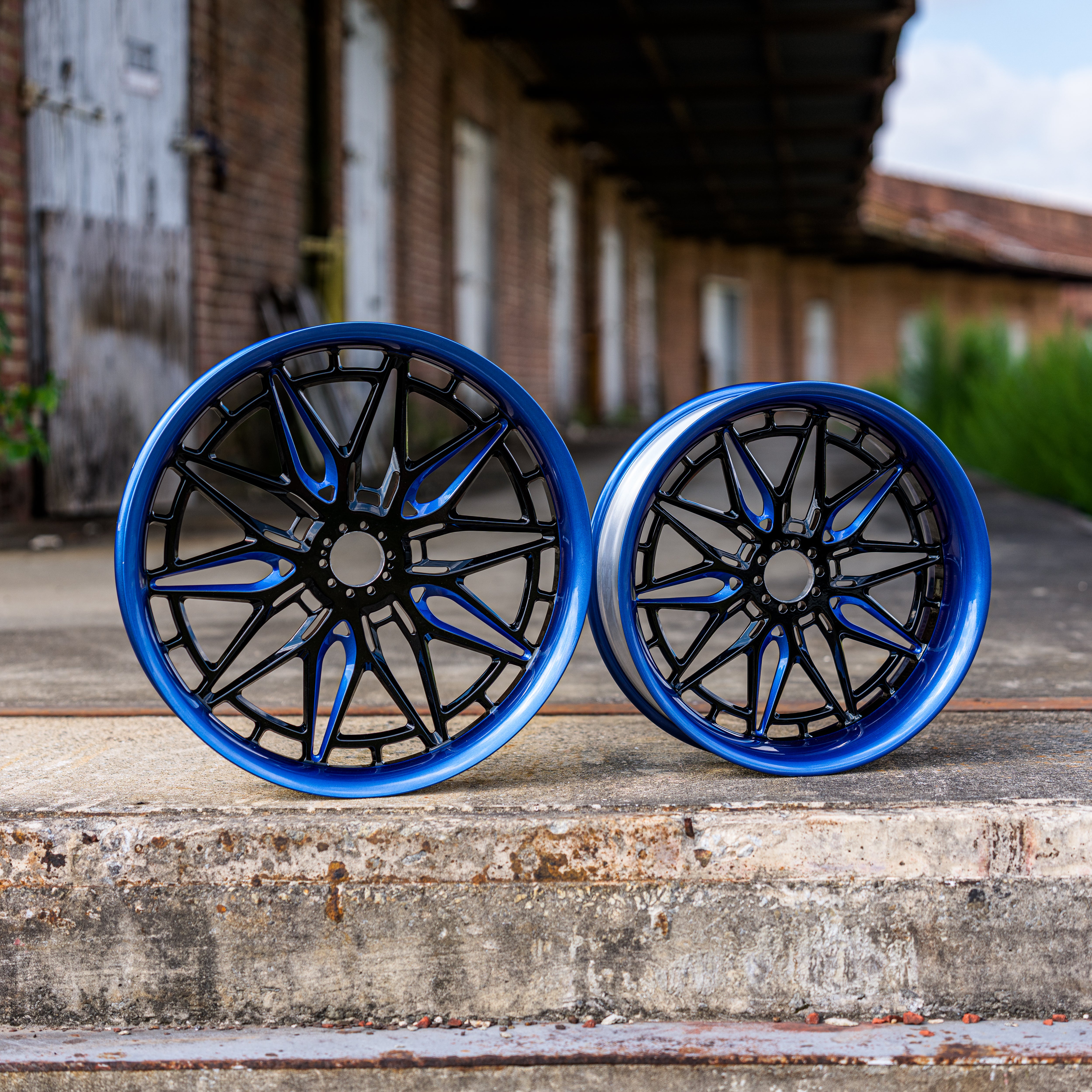21-18" Dual Color Wheel Sets