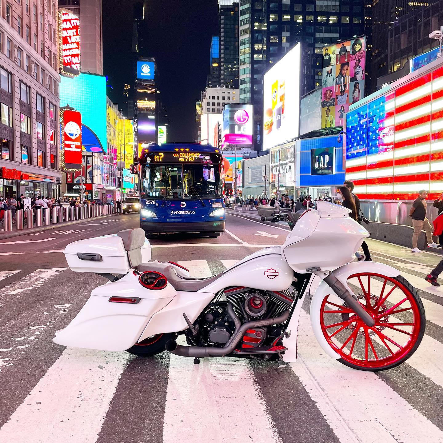 Paulie's White 26 RG