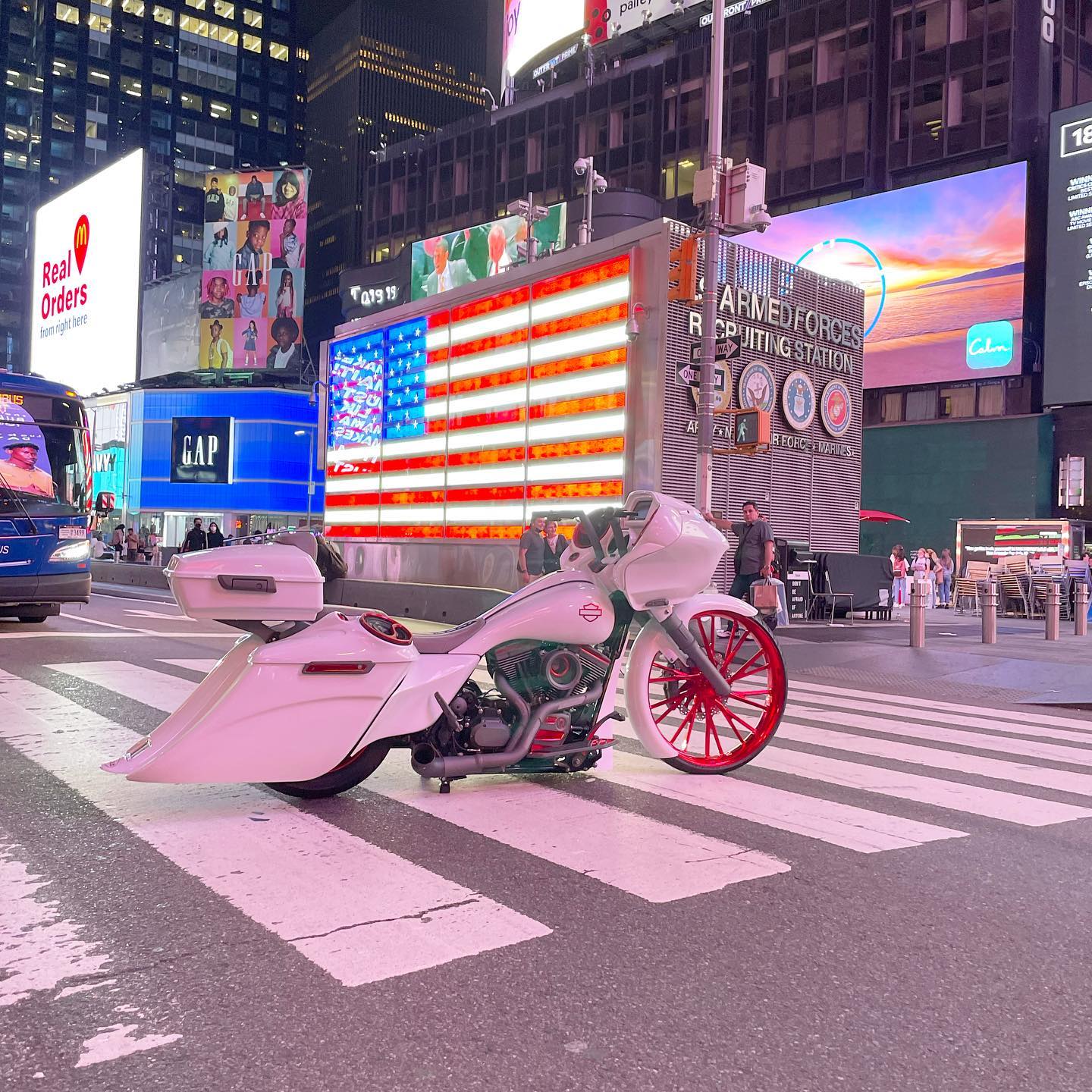 Paulie's White 26 RG