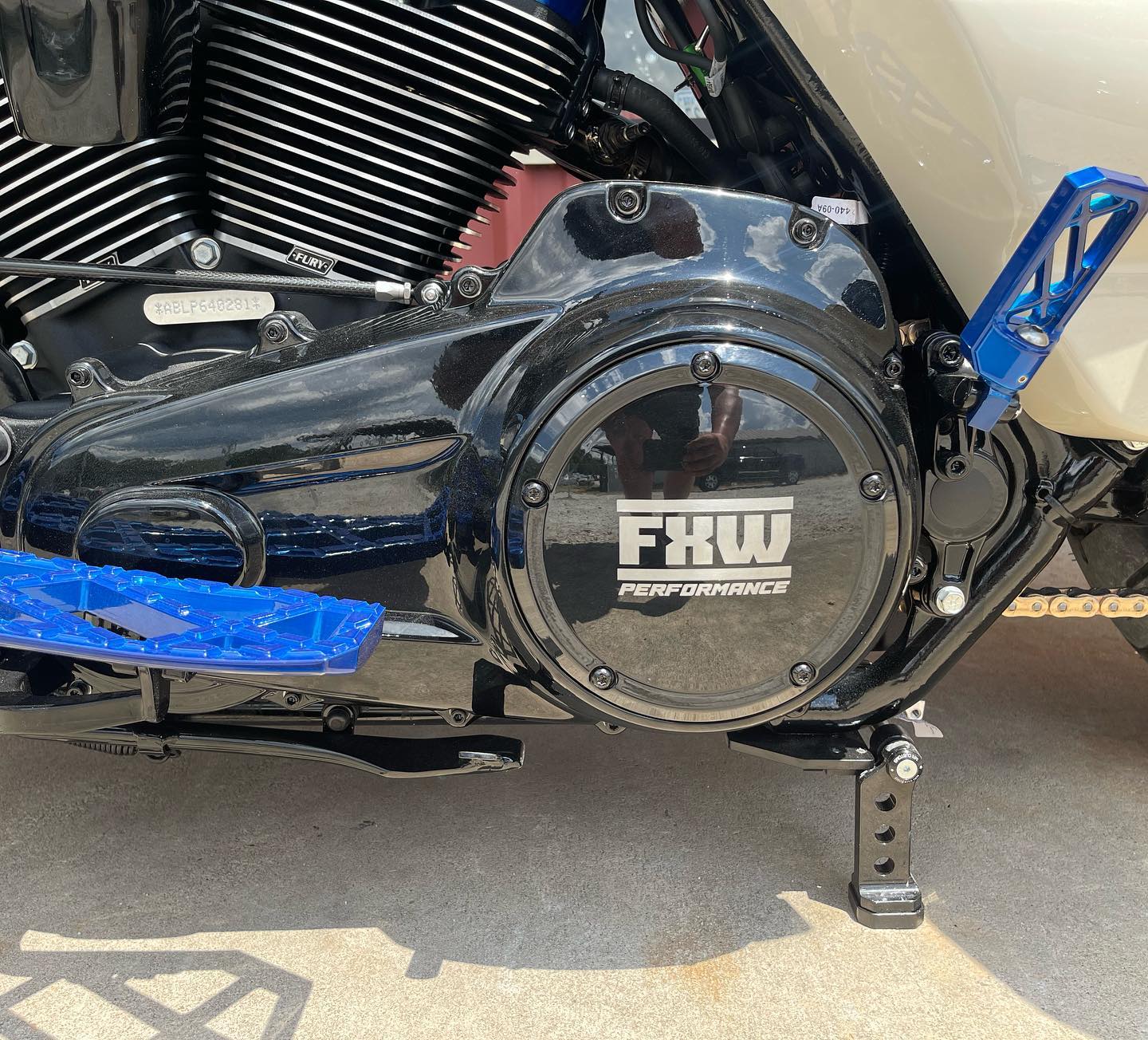 FXW Street Glide Hybrid