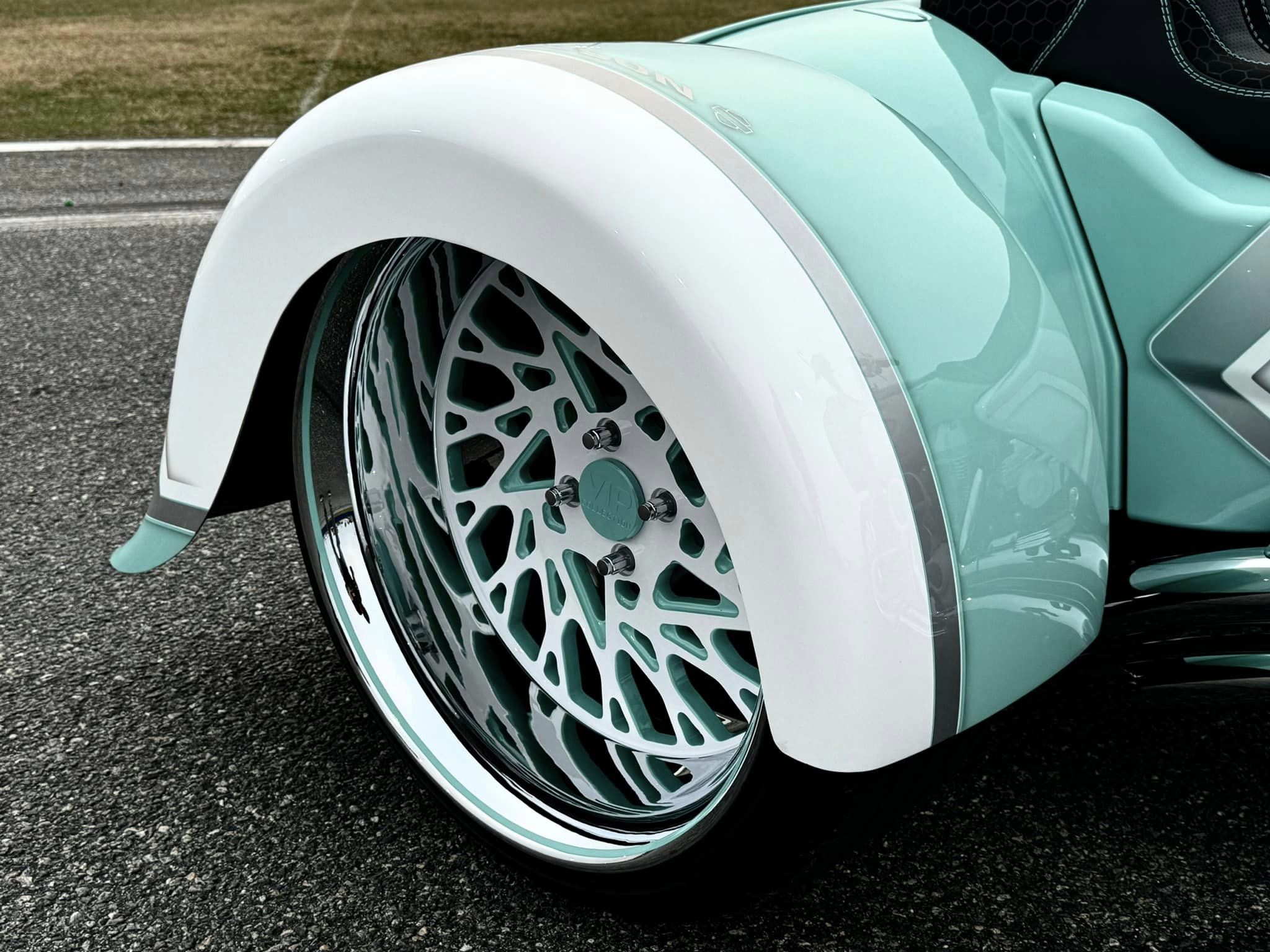 2023 26" Road Glide RG3 Trike