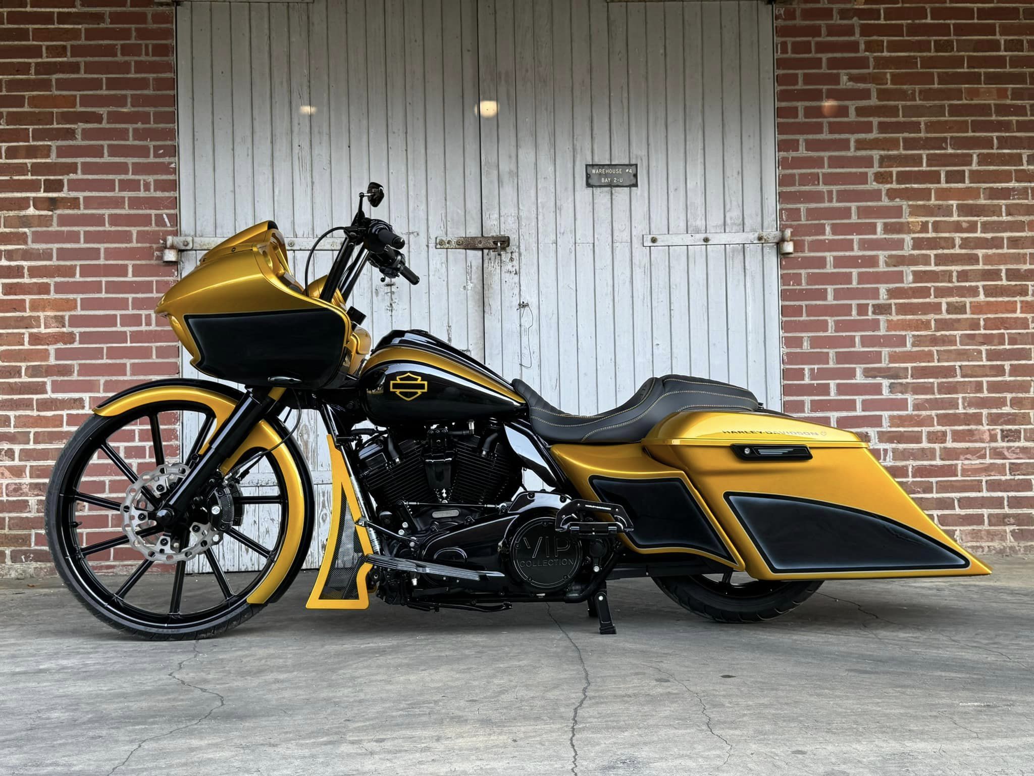 2022 26" Road Glide