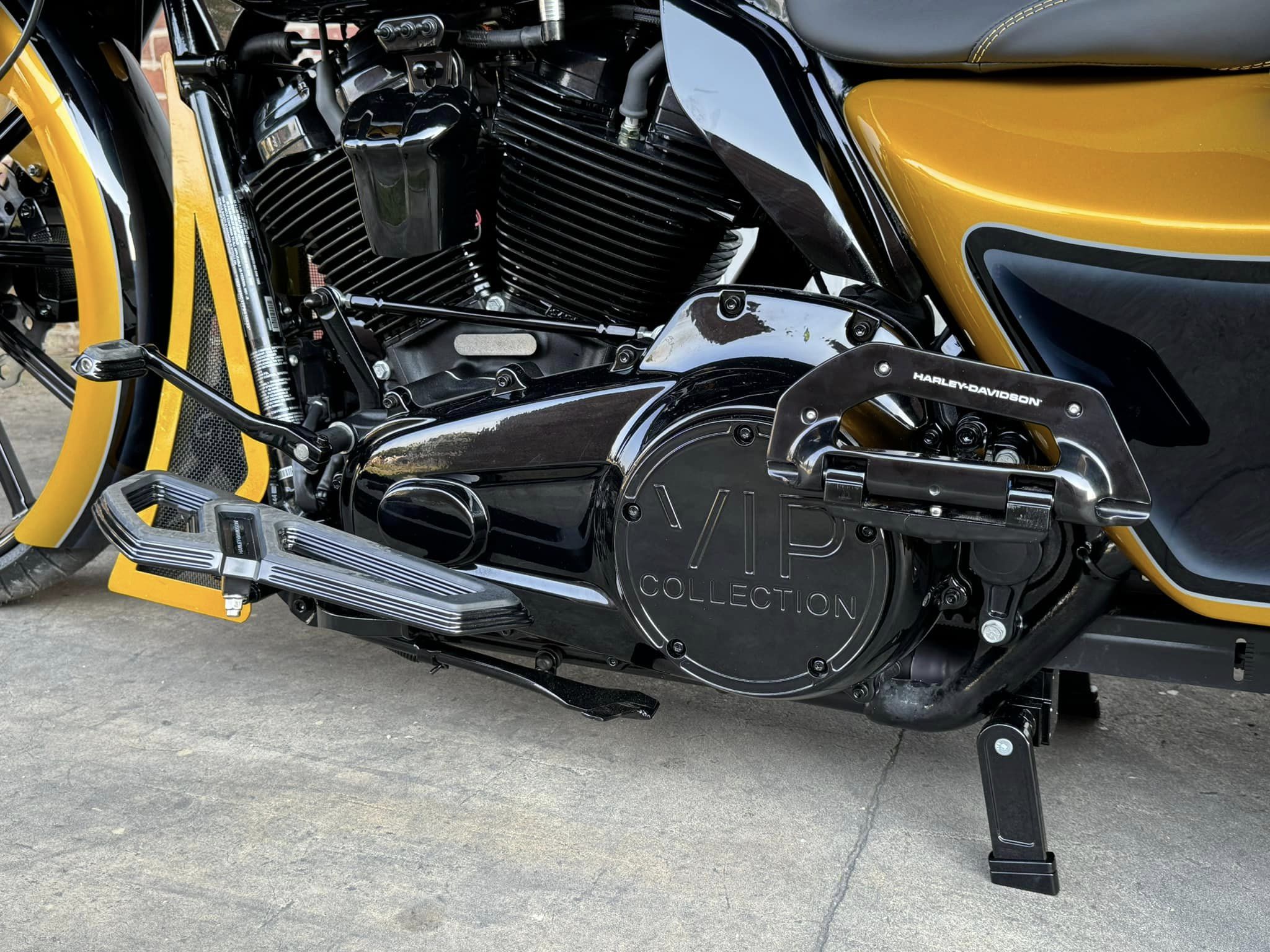 2022 26" Road Glide