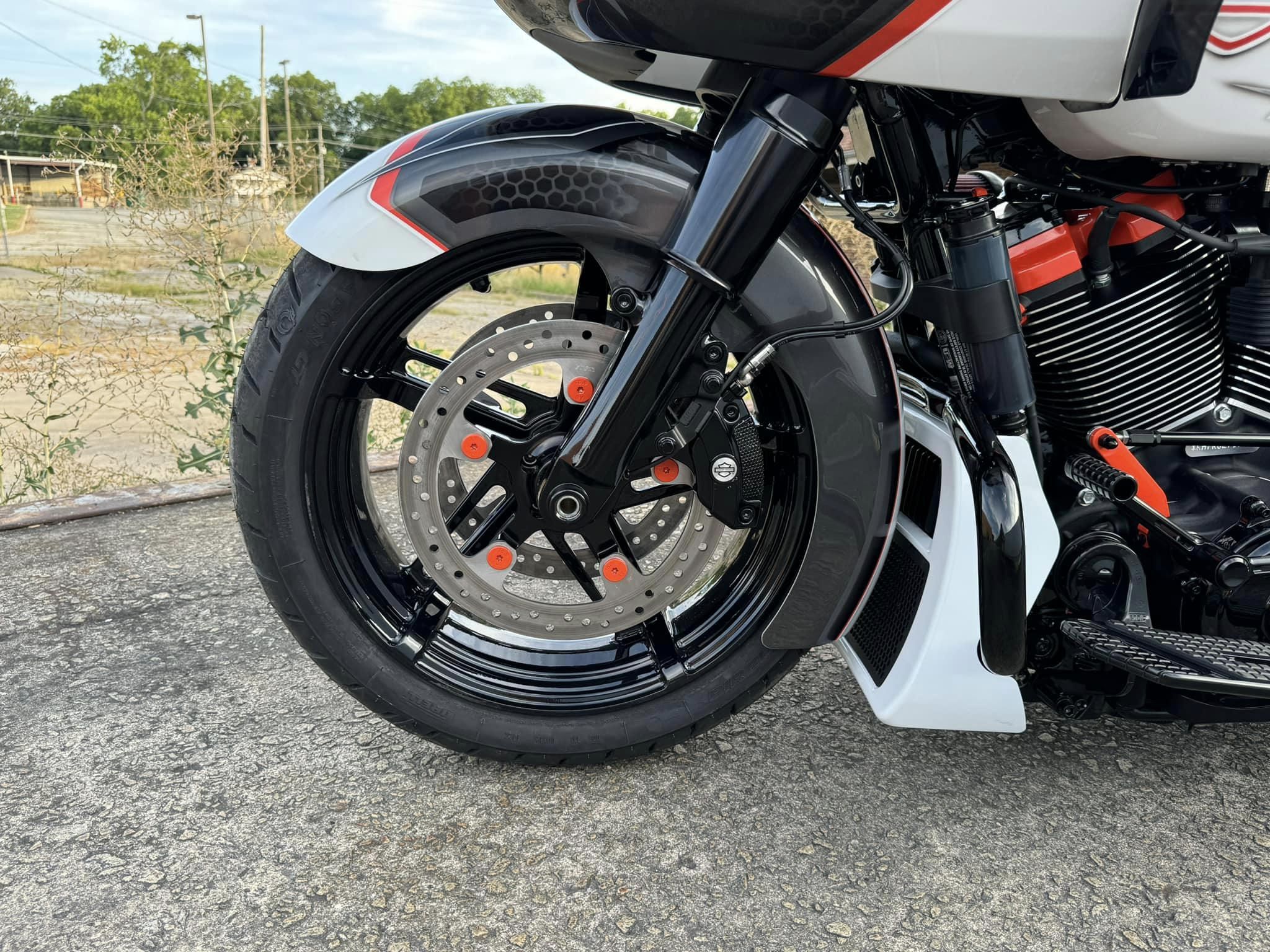 2024 Fat Tire Road Glide