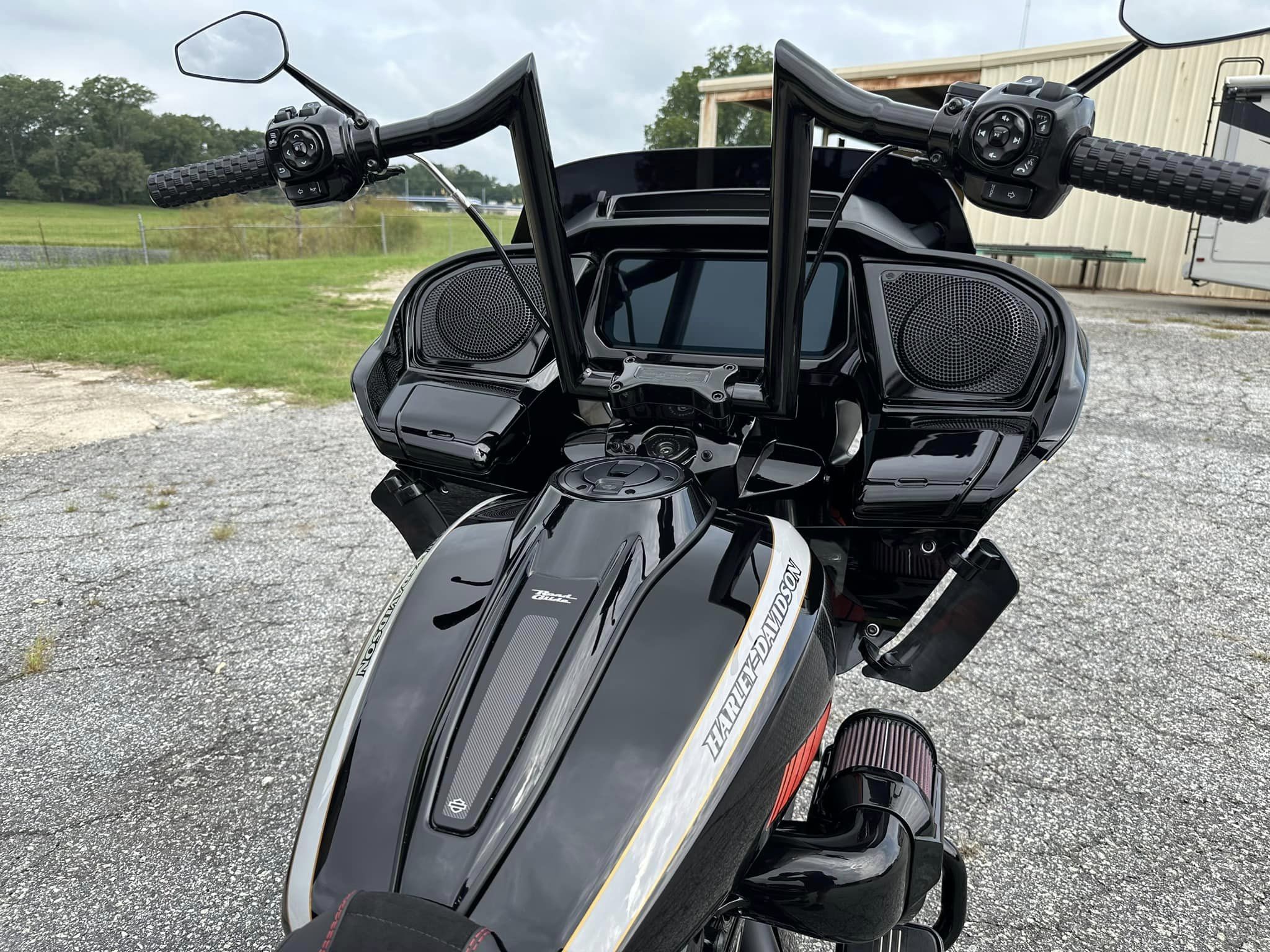 2024 Fat Tire Road Glide