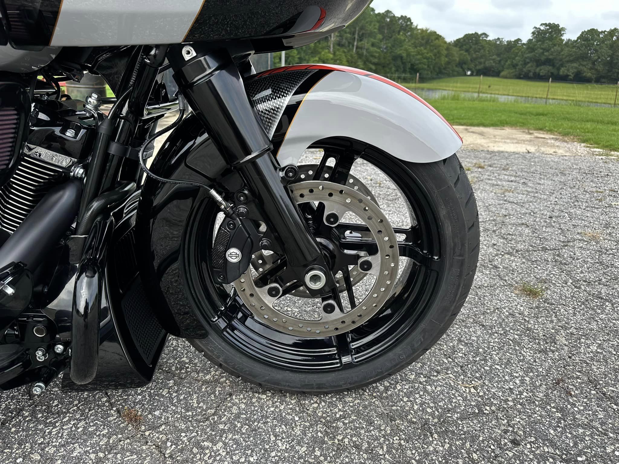 2024 Fat Tire Road Glide