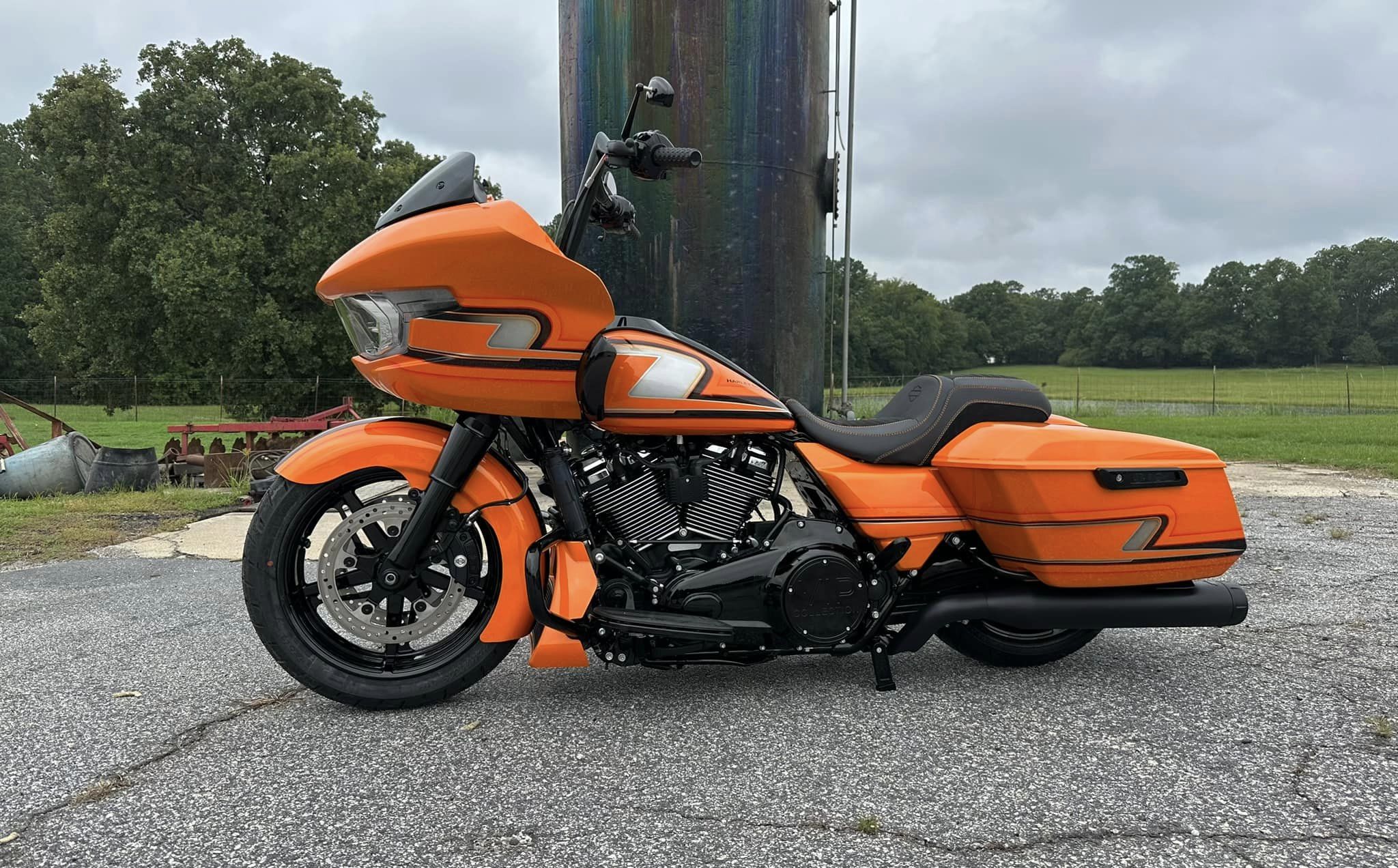 2024 Fat Tire Road Glide