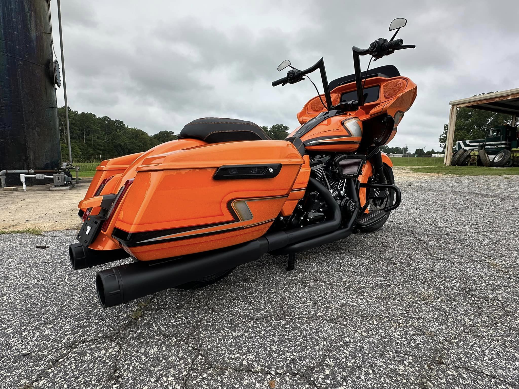 2024 Fat Tire Road Glide