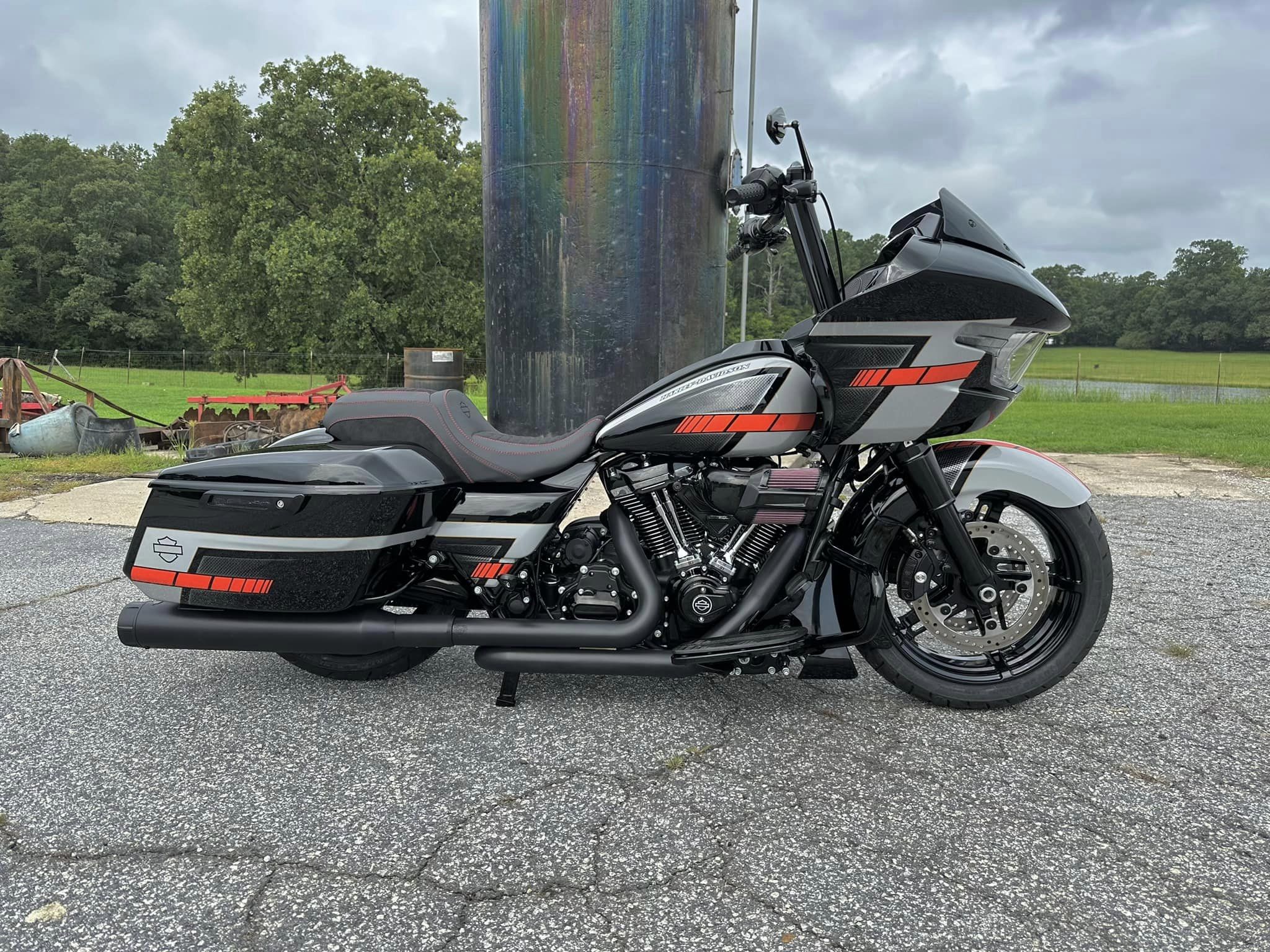 2024 Fat Tire Road Glide