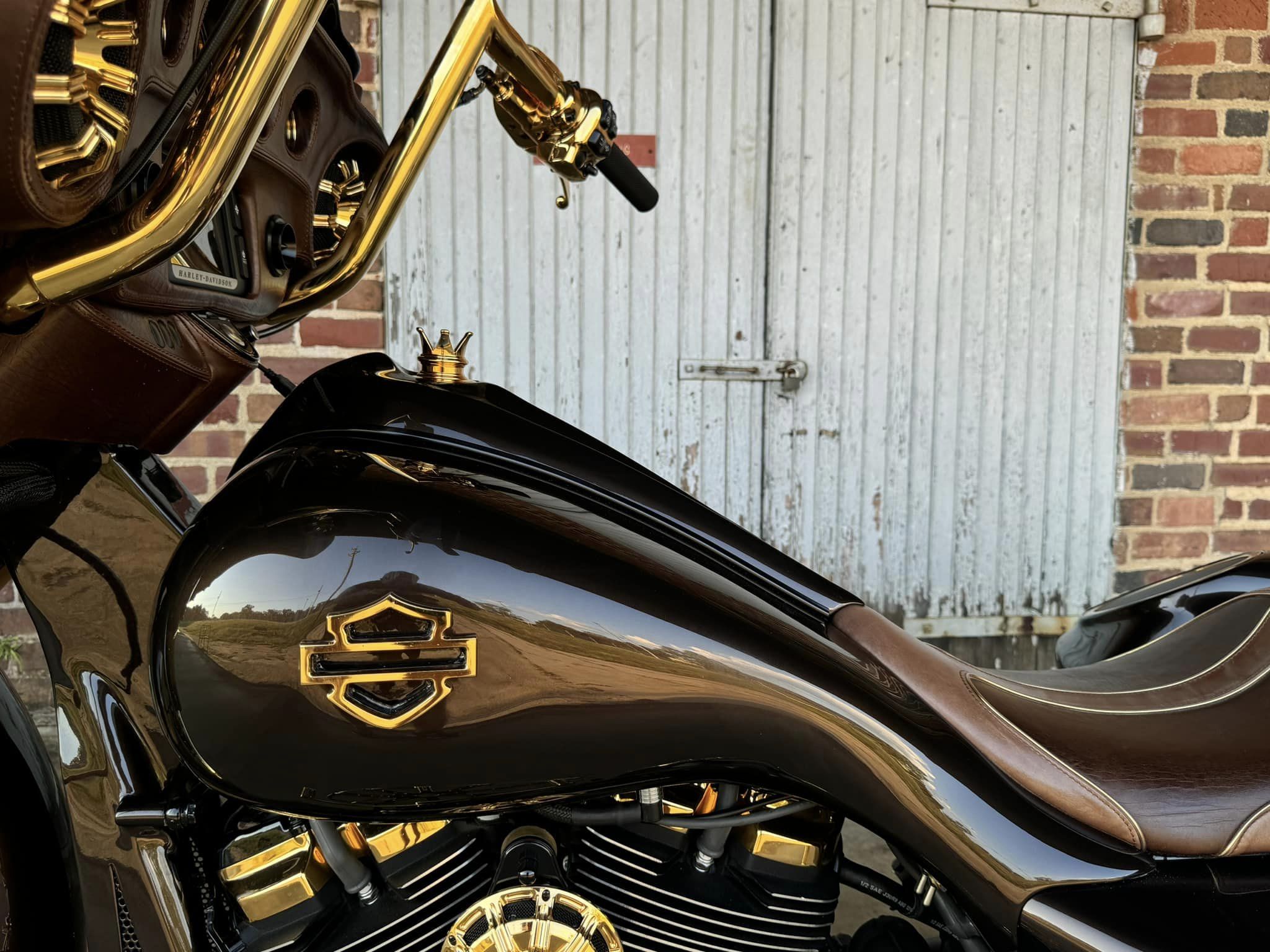 2017 30" VIP Luxury Street Glide