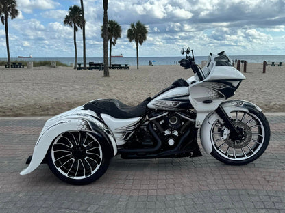 2023 21" Fat Tire Road Glide RG3 Trike